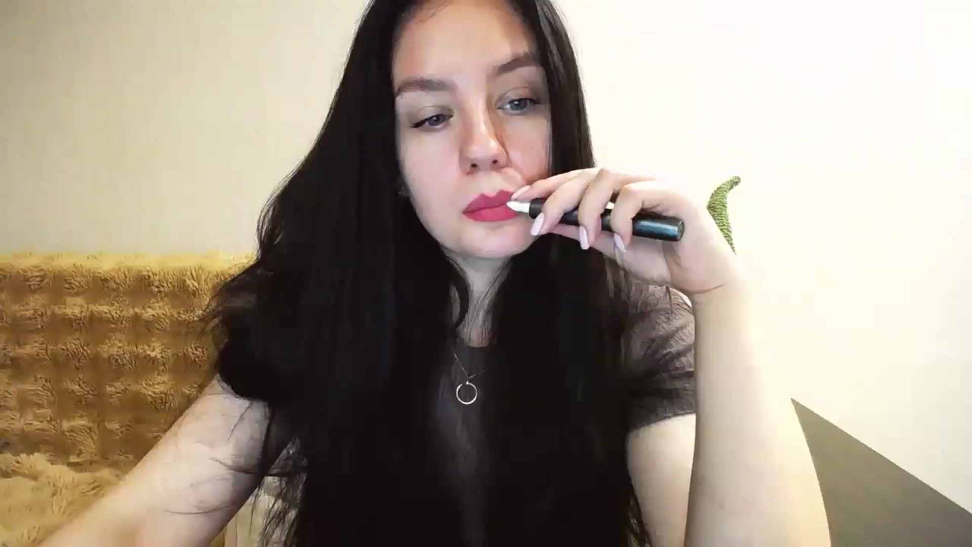 Gallery image thumbnail from Lillit__Wood_'s myfreecams stream on, 04/02/2025, 20:19 image 4 of 20