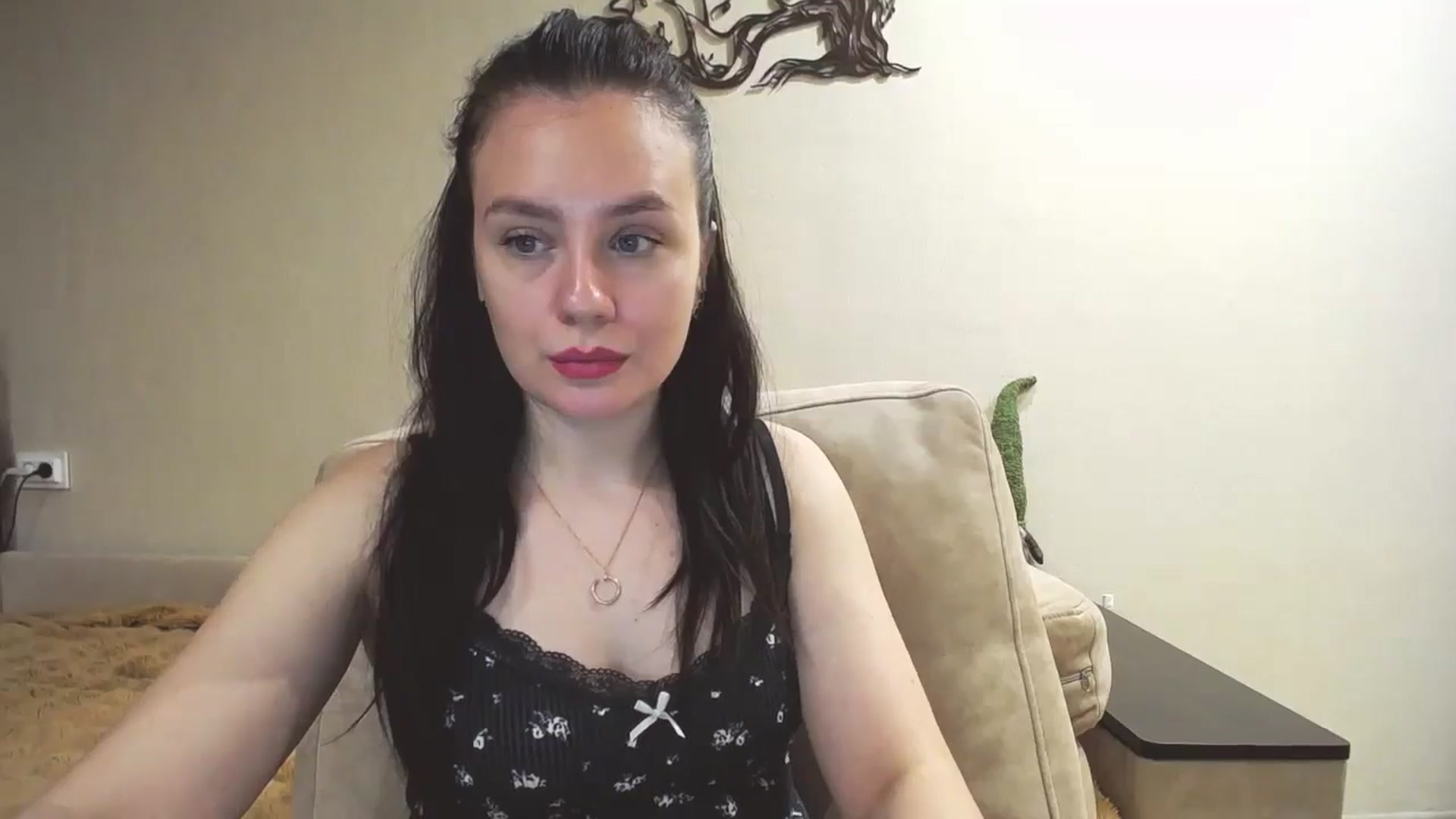 Gallery image thumbnail from Lillit__Wood_'s myfreecams stream on, 04/13/2025, 15:17 image 8 of 20