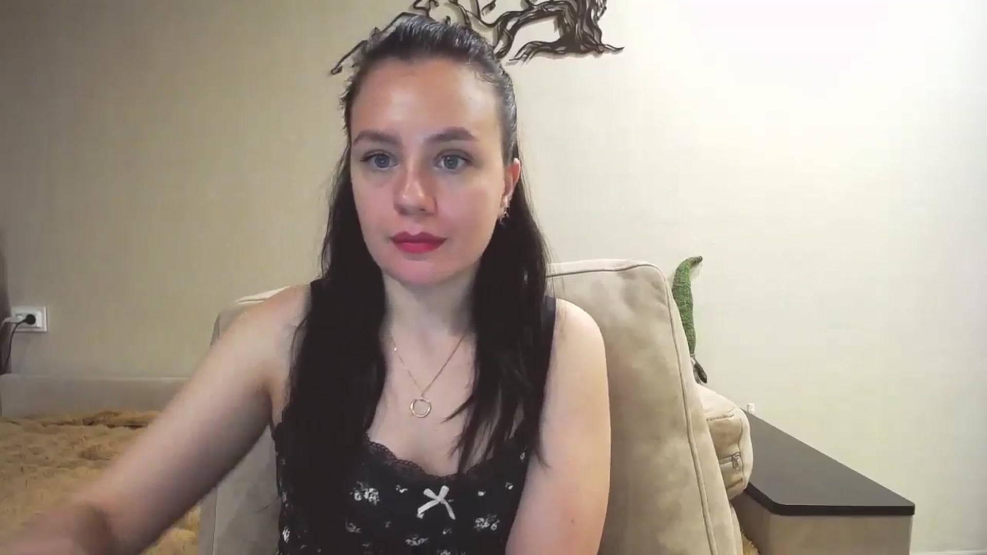 Gallery image thumbnail from Lillit__Wood_'s myfreecams stream on, 04/13/2025, 15:17 image 10 of 20