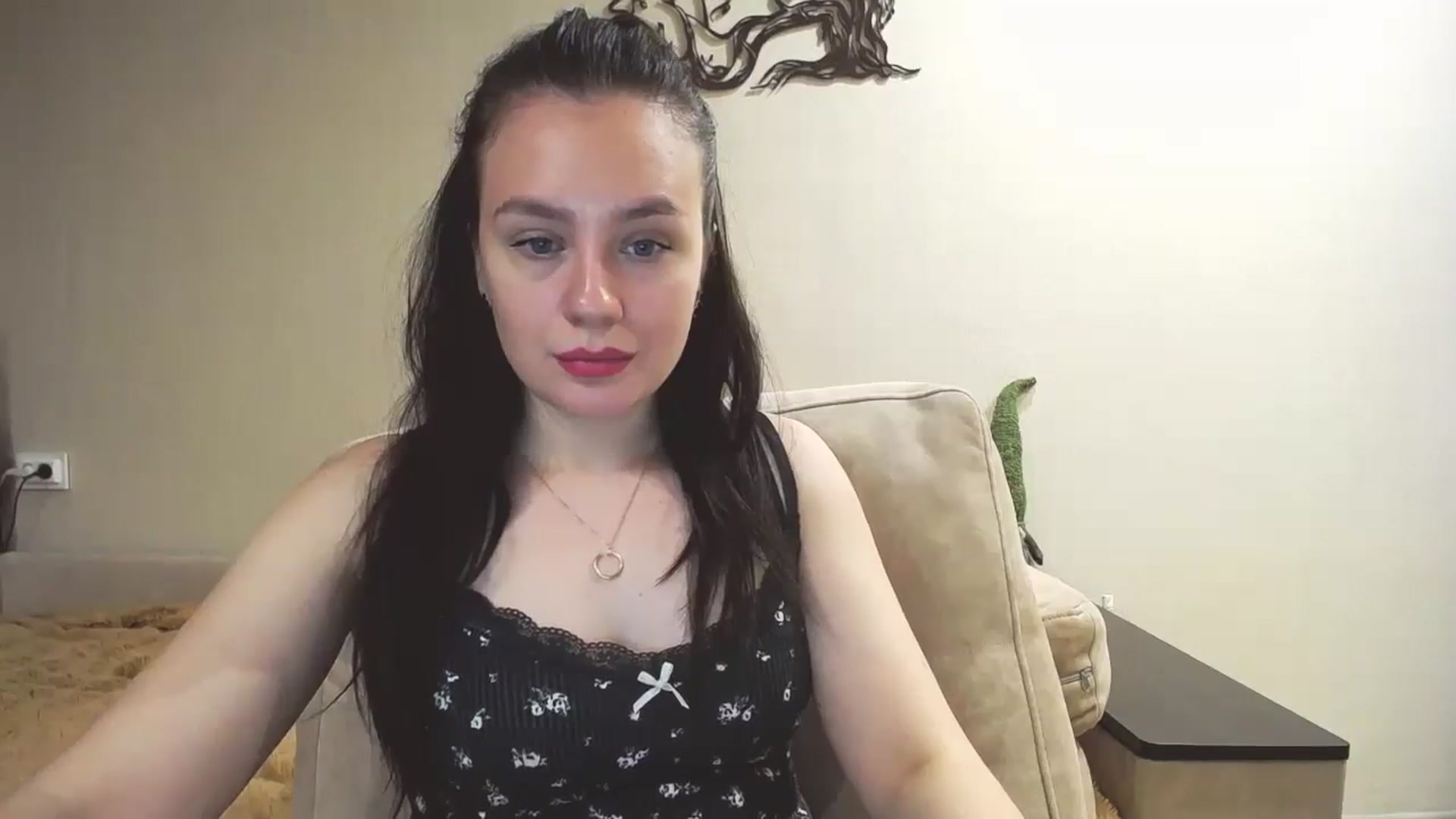 Gallery image thumbnail from Lillit__Wood_'s myfreecams stream on, 04/13/2025, 15:17 image 7 of 20