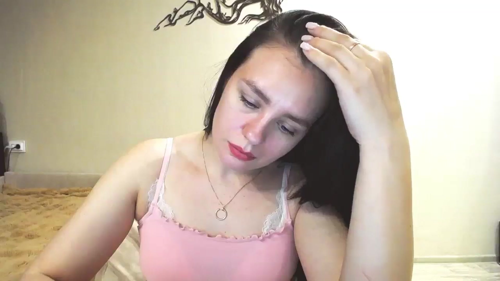 Gallery image thumbnail from Lillit__Wood_'s myfreecams stream on, 04/17/2025, 13:22 image 14 of 20