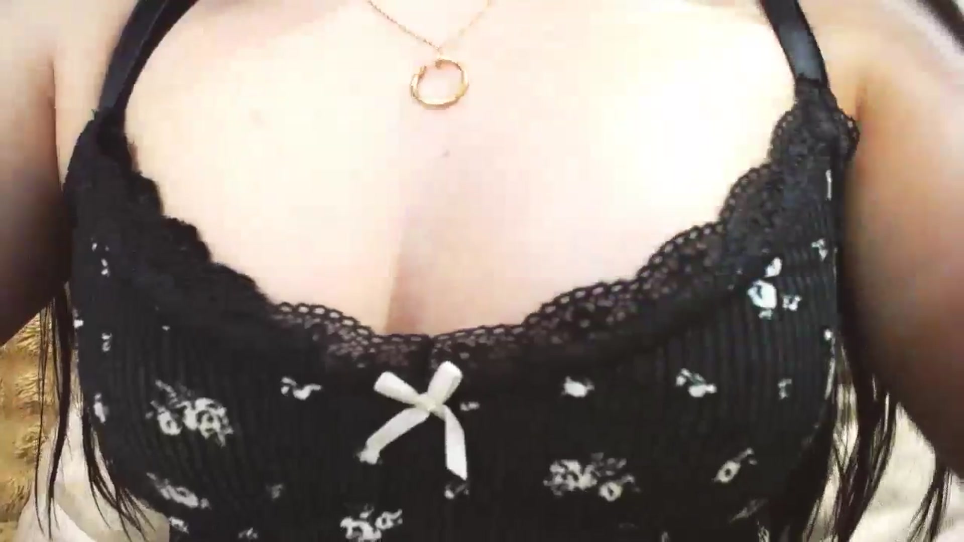 Gallery image thumbnail from Lillit__Wood_'s myfreecams stream on, 05/10/2025, 16:18 image 19 of 20