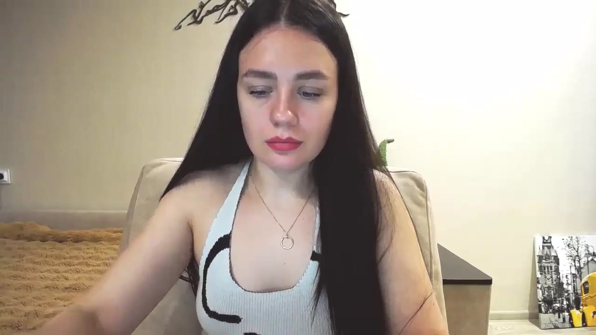 Gallery image thumbnail from Lillit__Wood_'s myfreecams stream on, 05/16/2025, 13:18 image 9 of 20