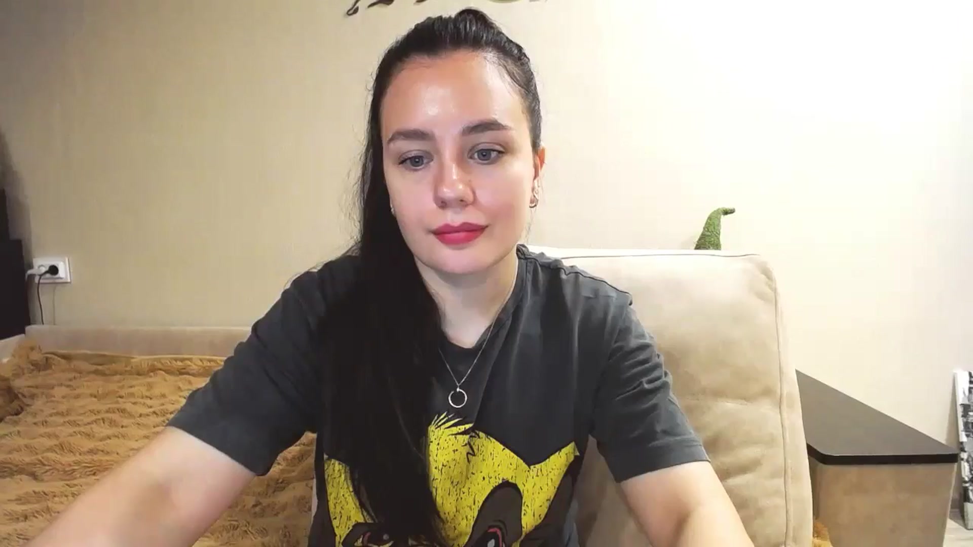 Gallery image thumbnail from Lillit__Wood_'s myfreecams stream on, 05/17/2025, 16:15 image 9 of 20