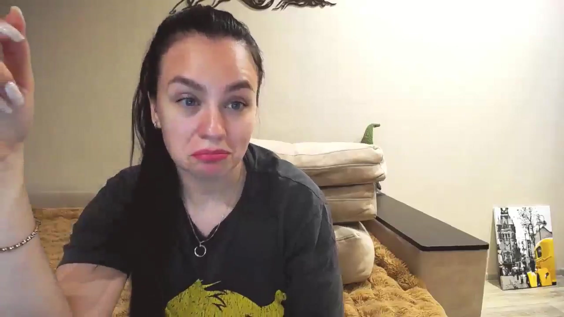 Gallery image thumbnail from Lillit__Wood_'s myfreecams stream on, 05/17/2025, 16:15 image 5 of 20