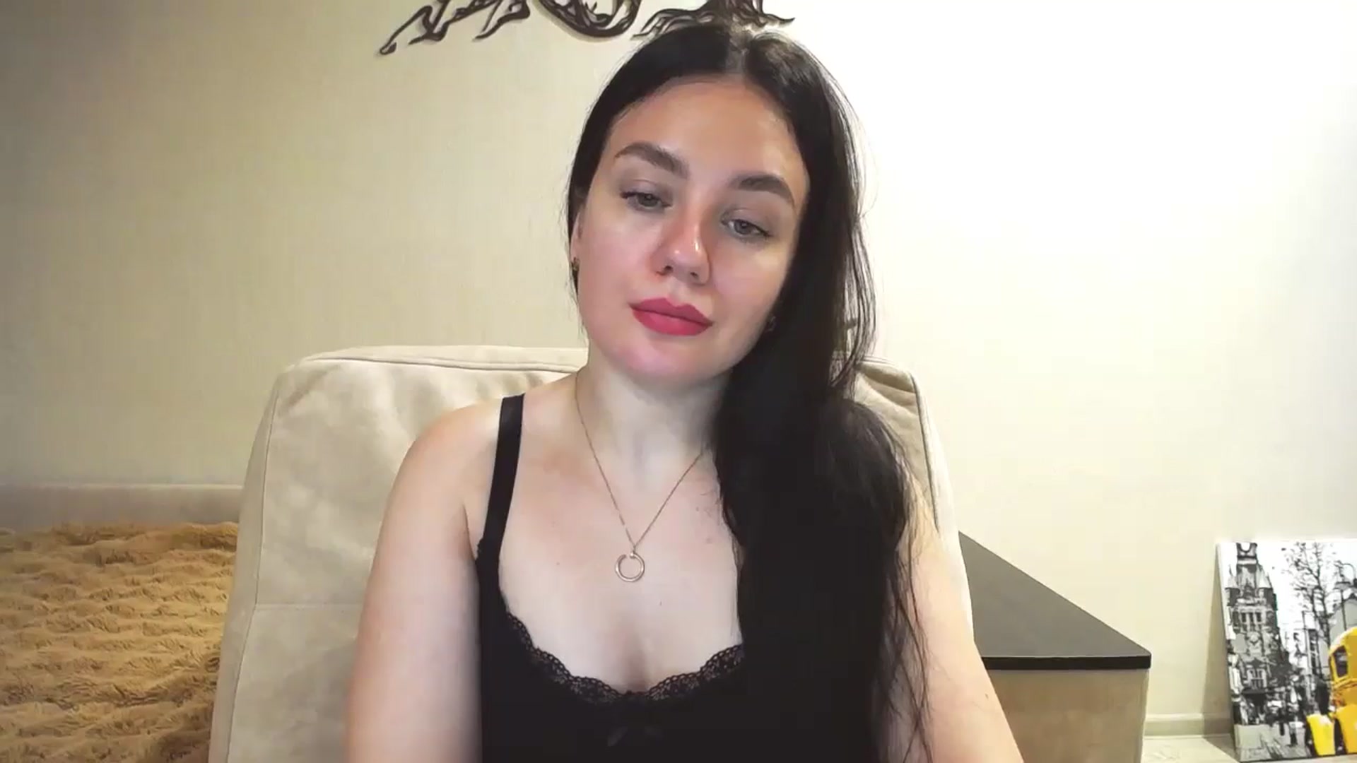 Gallery image thumbnail from Lillit__Wood_'s myfreecams stream on, 05/18/2025, 16:20 image 6 of 20