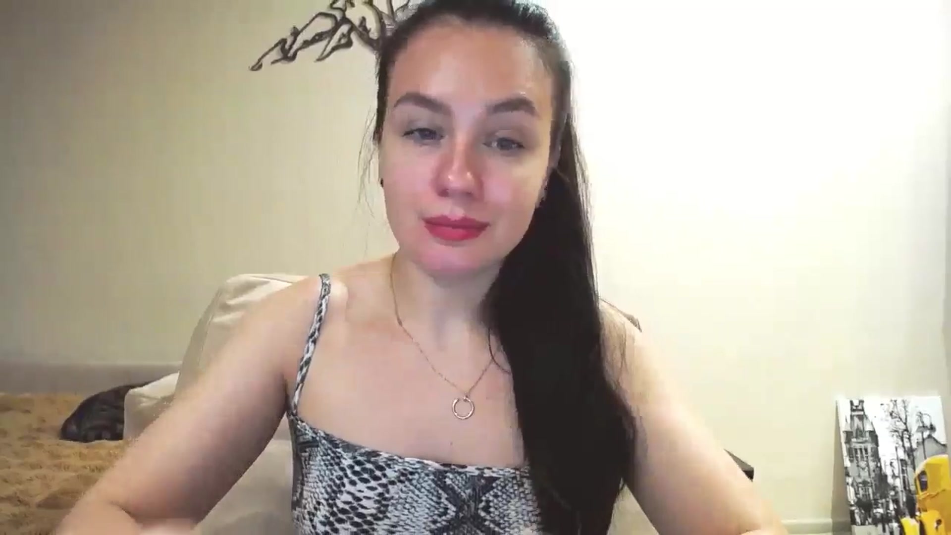 Gallery image thumbnail from Lillit__Wood_'s myfreecams stream on, 05/19/2025, 15:20 image 7 of 20