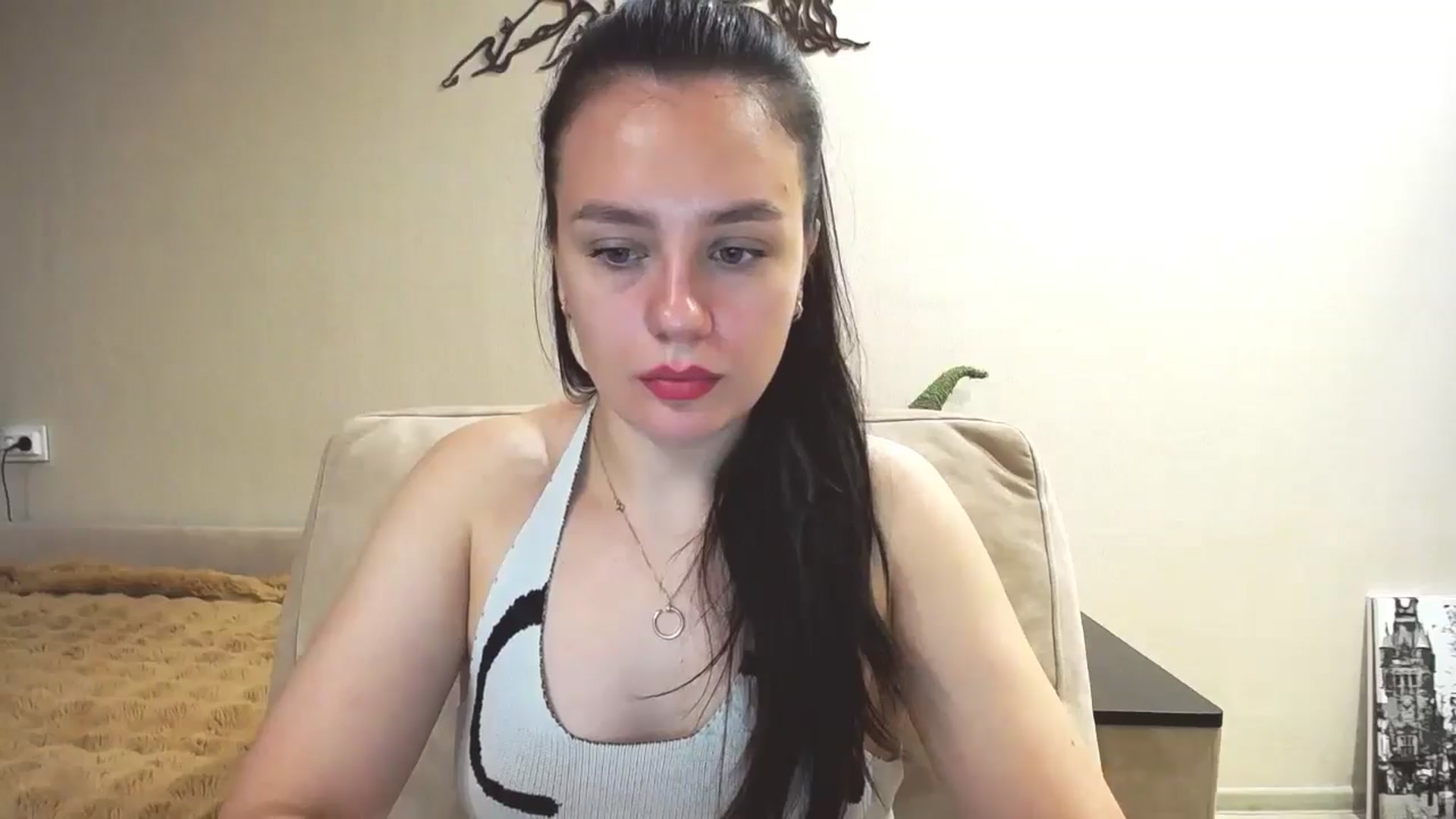 Gallery image thumbnail from Lillit__Wood_'s myfreecams stream on, 05/26/2025, 13:44 image 6 of 20