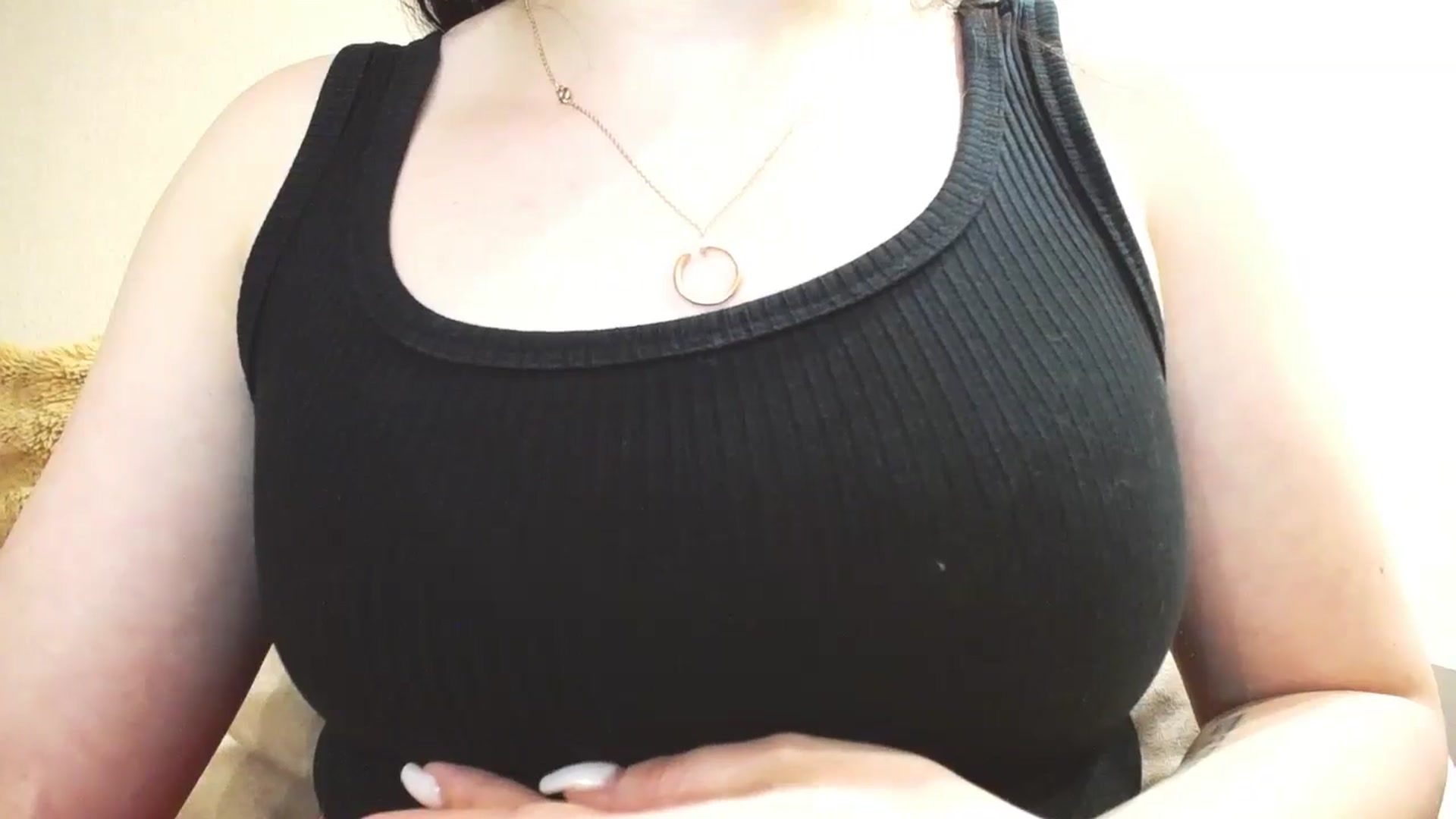 Gallery image thumbnail from Lillit__Wood_'s myfreecams stream on, 06/02/2025, 13:32 image 19 of 20