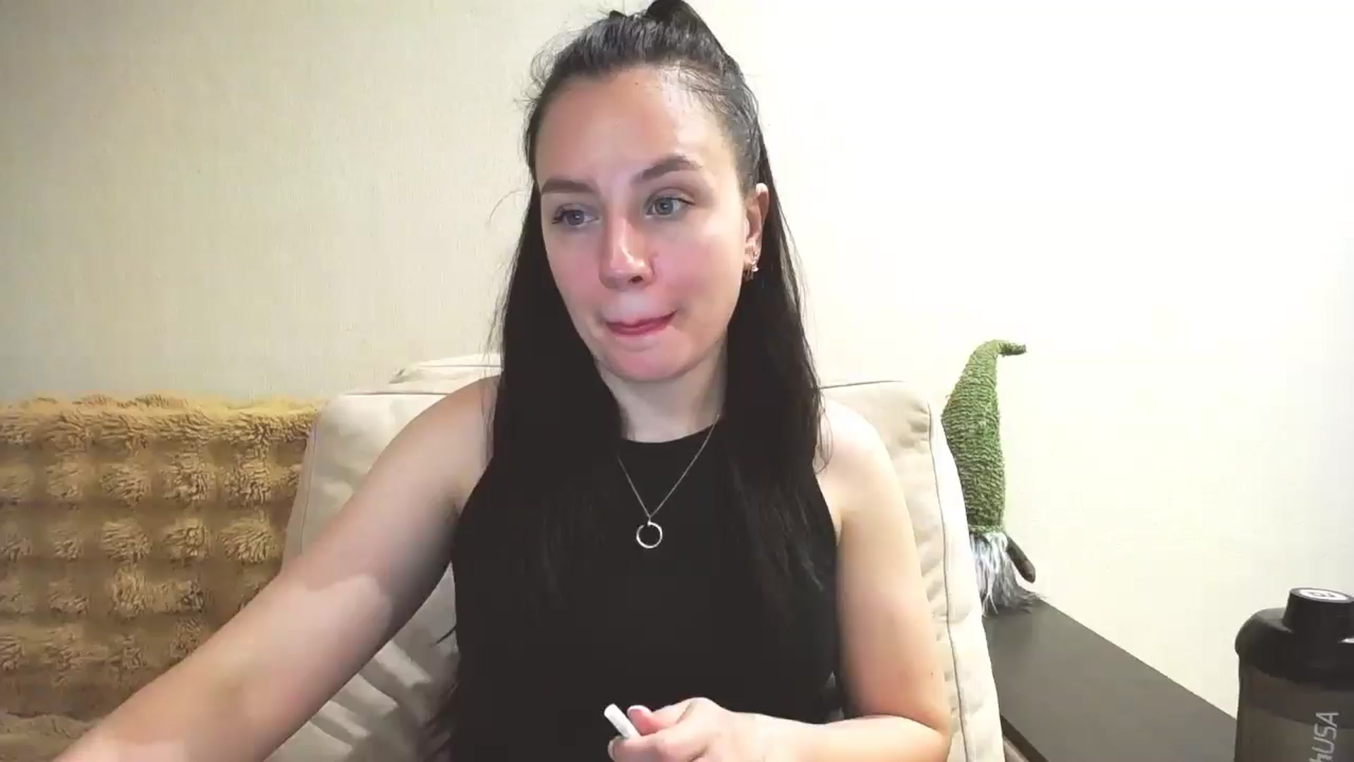 Gallery image thumbnail from Lillit__Wood_'s myfreecams stream on, 06/03/2025, 16:51 image 8 of 20