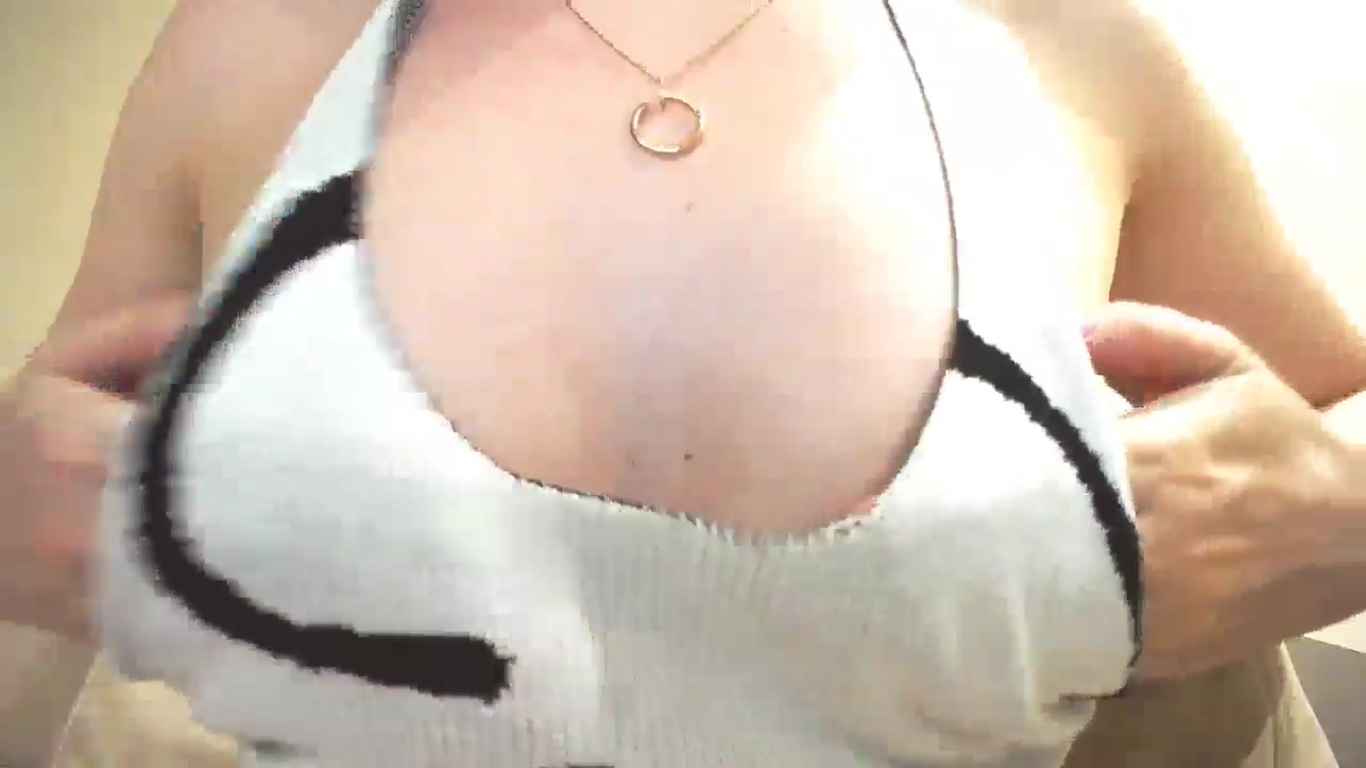 Gallery image thumbnail from Lillit__Wood_'s myfreecams stream on, 06/05/2025, 16:49 image 10 of 20