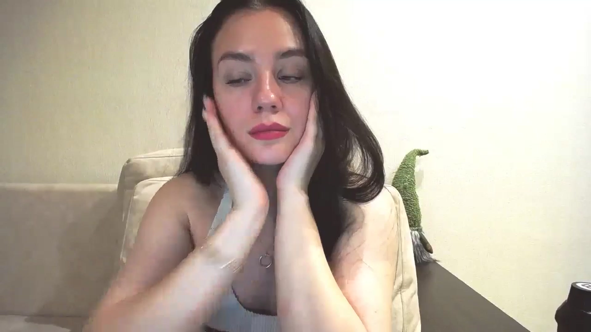 Gallery image thumbnail from Lillit__Wood_'s myfreecams stream on, 06/05/2025, 16:49 image 8 of 20