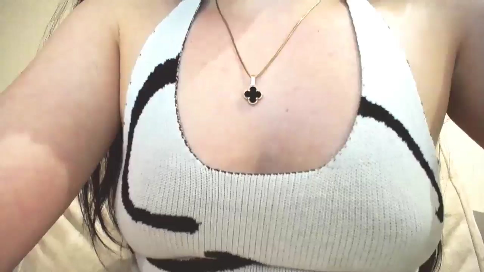 Gallery image thumbnail from Lillit__Wood_'s myfreecams stream on, 06/08/2025, 15:45 image 11 of 20