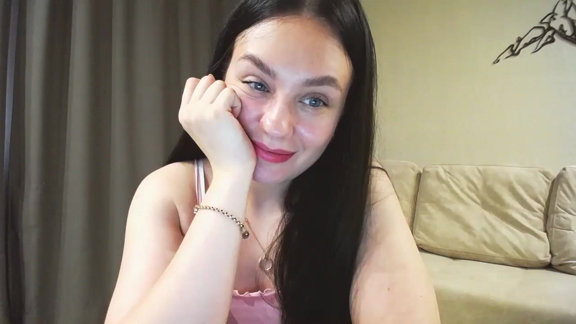 Gallery image thumbnail from Lillit__Wood_'s myfreecams stream on, 06/28/2025, 16:55 image 19 of 20