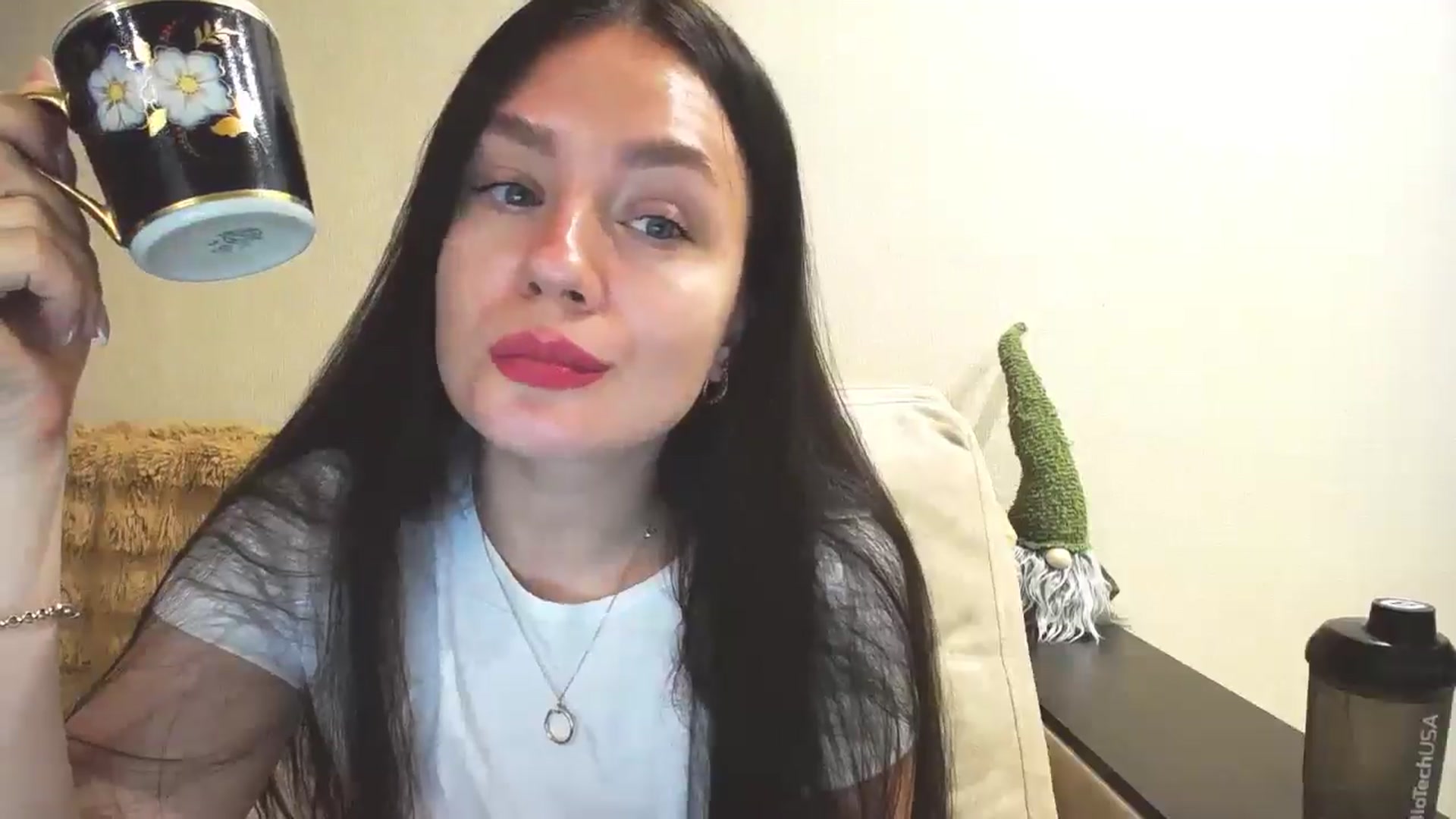 Gallery image thumbnail from Lillit__Wood_'s myfreecams stream on, 07/17/2025, 15:45 image 18 of 20