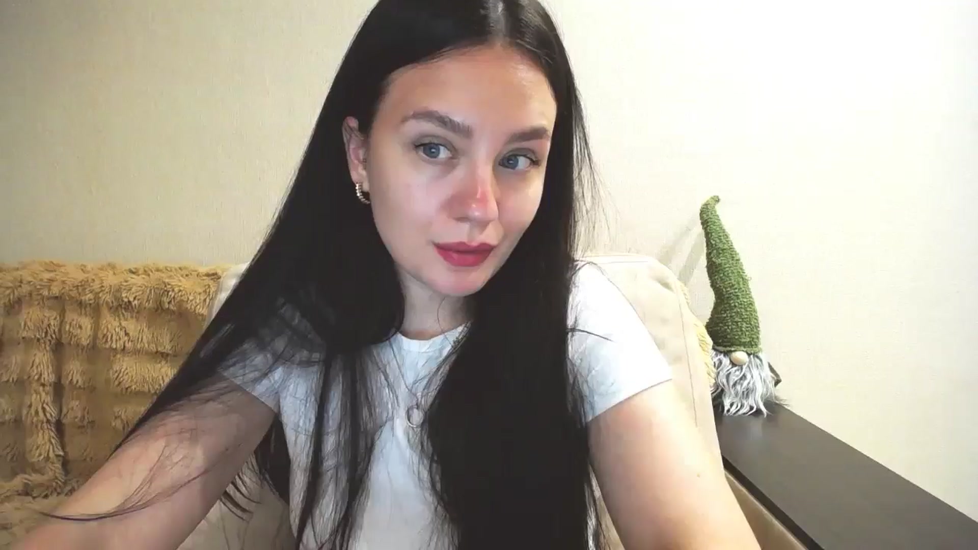 Gallery image thumbnail from Lillit__Wood_'s myfreecams stream on, 07/17/2025, 17:40 image 13 of 20