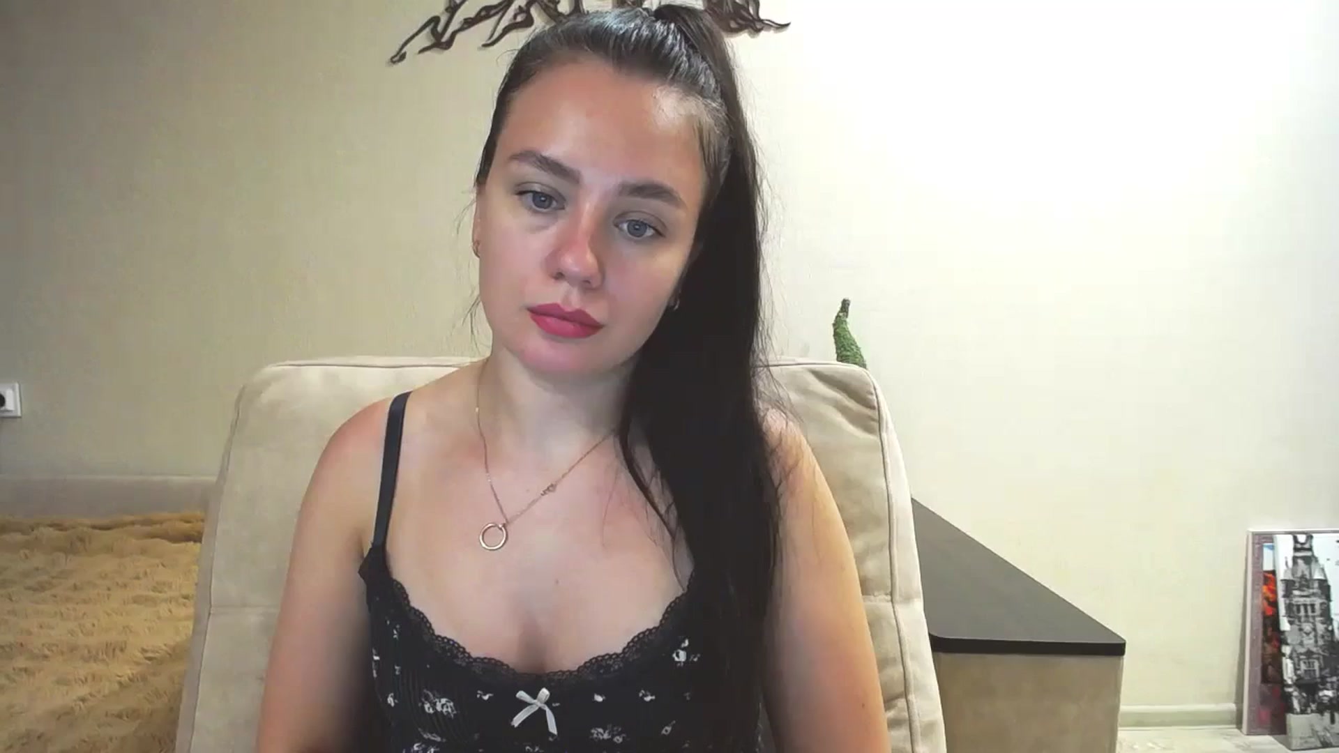 Gallery image thumbnail from Lillit__Wood_'s myfreecams stream on, 08/16/2025, 17:51 image 17 of 20