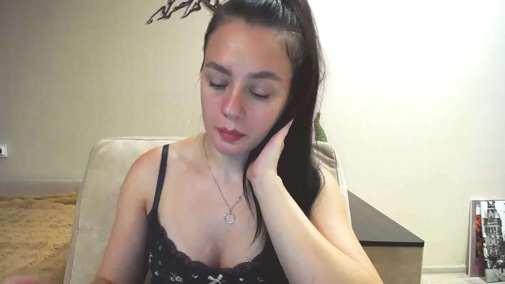 Gallery image thumbnail from Lillit__Wood_'s myfreecams stream on, 08/16/2025, 17:51 image 7 of 20