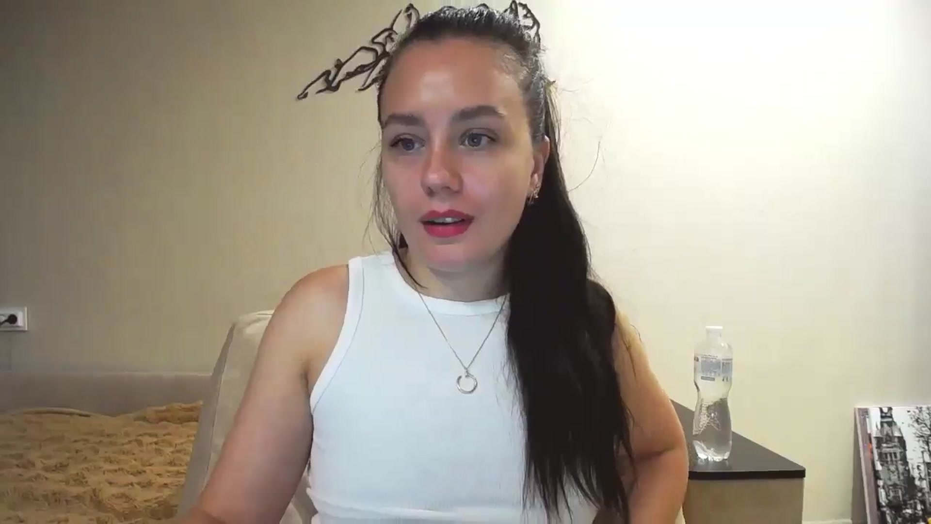 Gallery image thumbnail from Lillit__Wood_'s myfreecams stream on, 08/24/2025, 17:03 image 3 of 20