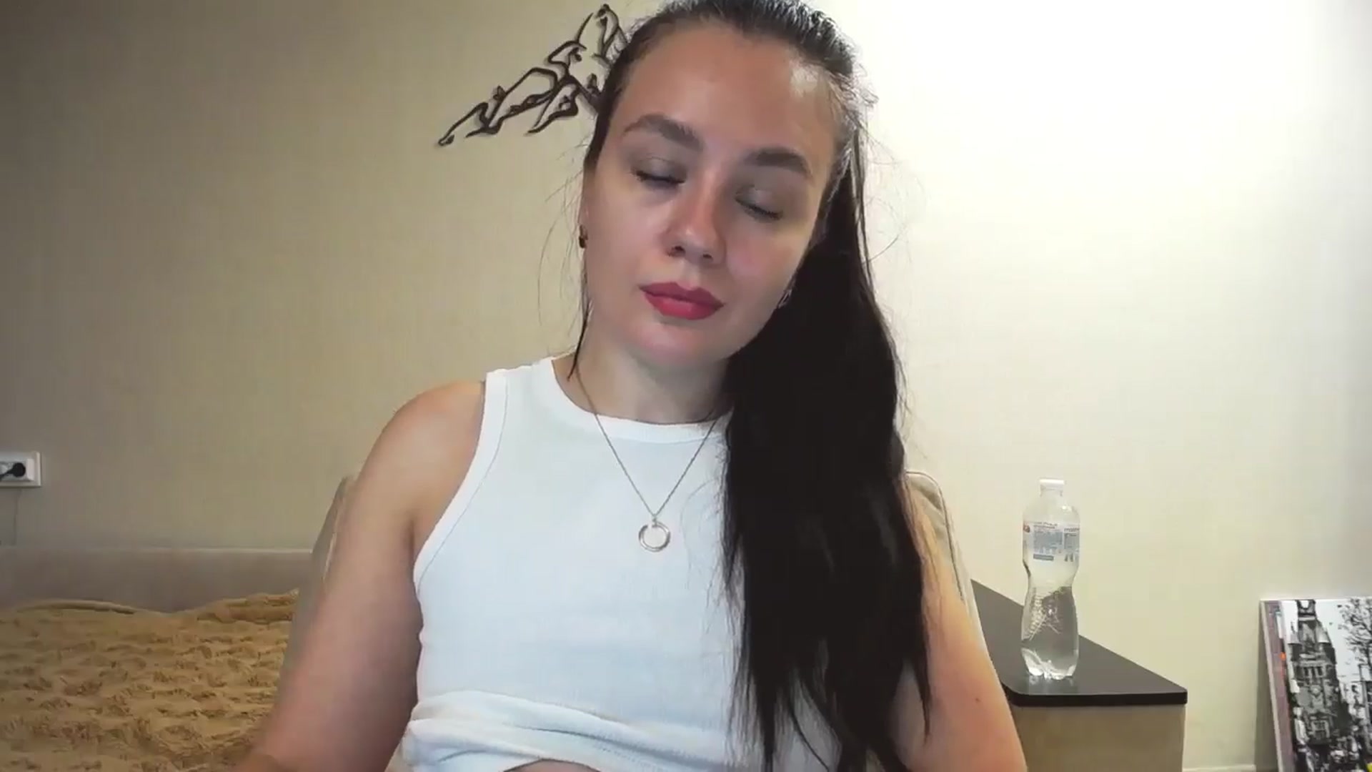 Gallery image thumbnail from Lillit__Wood_'s myfreecams stream on, 08/24/2025, 17:03 image 2 of 20
