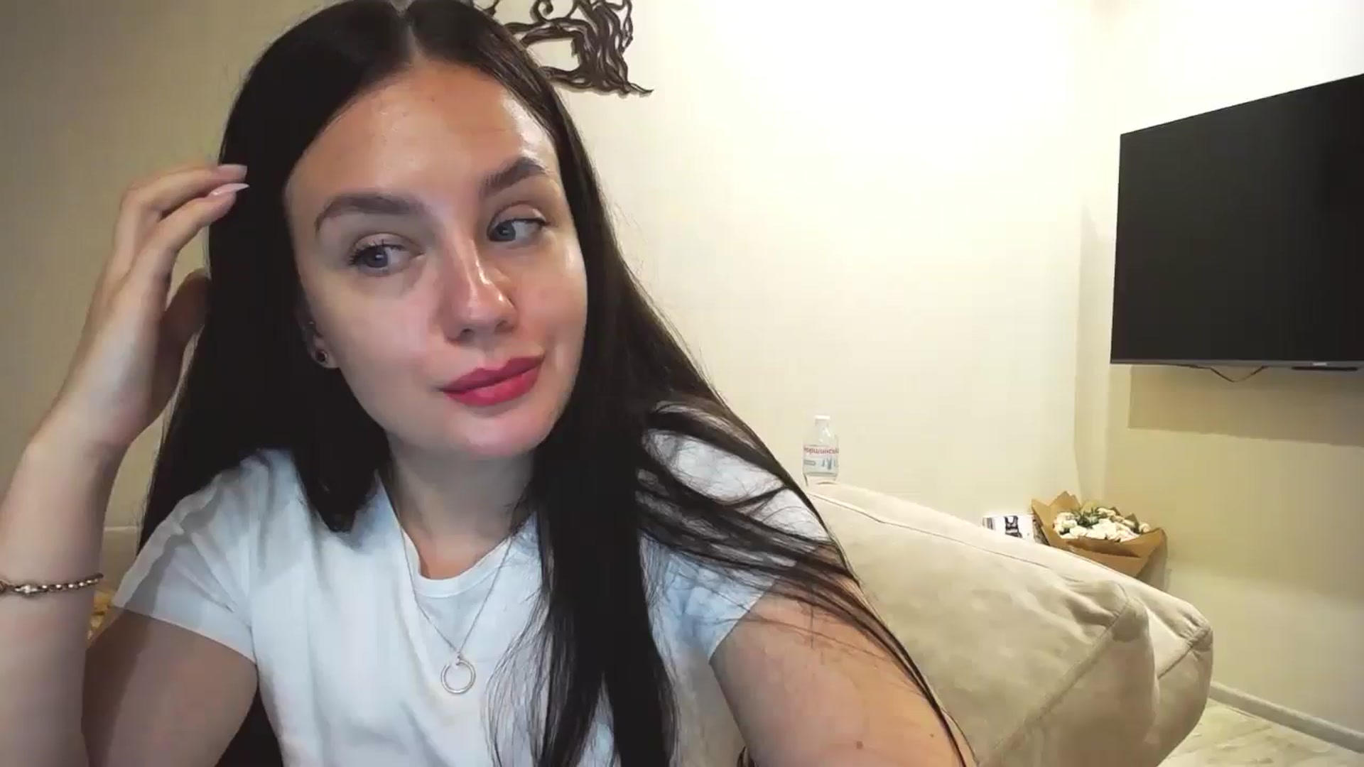 Gallery image thumbnail from Lillit__Wood_'s myfreecams stream on, 08/26/2025, 14:08 image 18 of 20