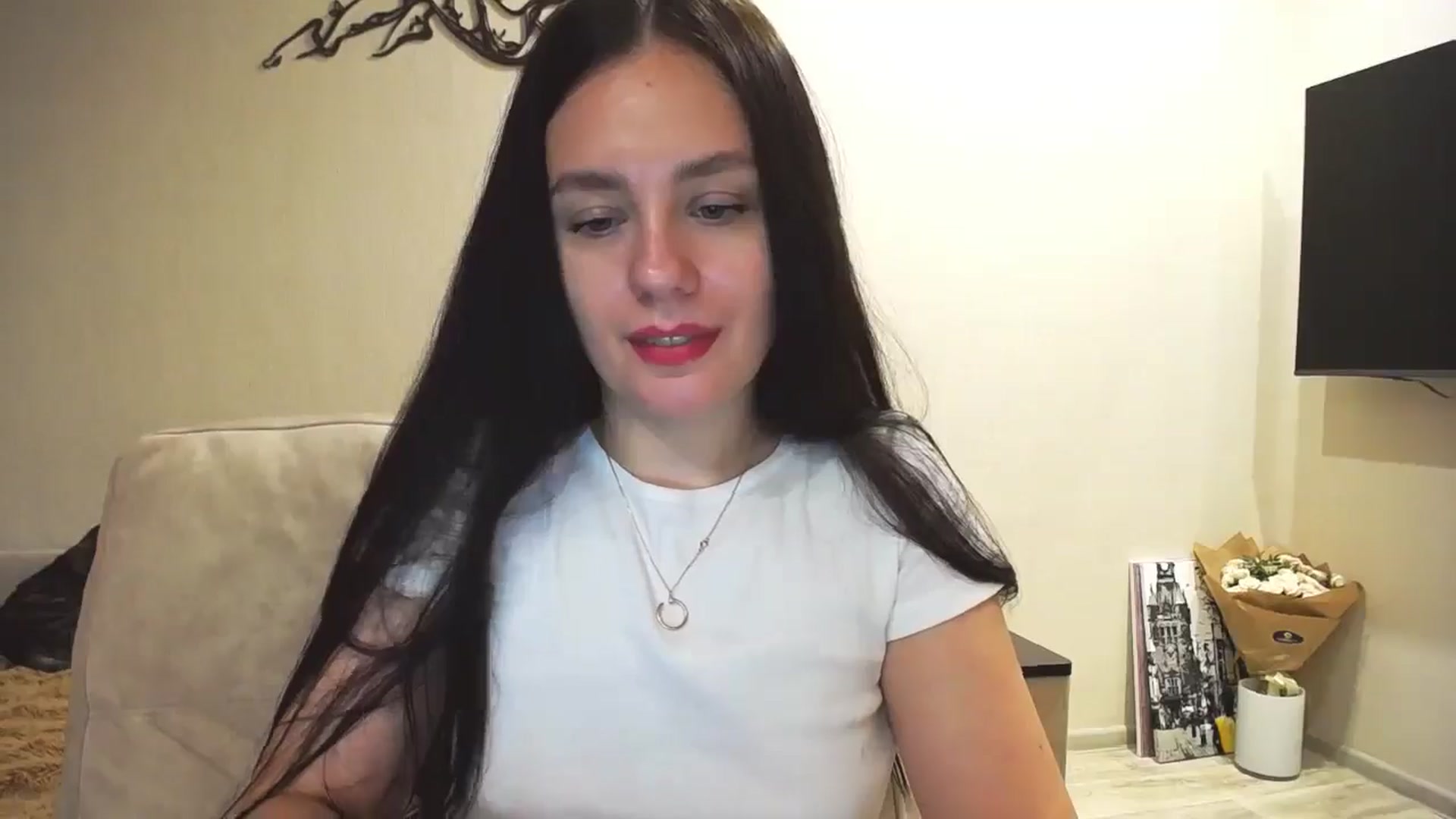 Gallery image thumbnail from Lillit__Wood_'s myfreecams stream on, 08/26/2025, 14:08 image 9 of 20
