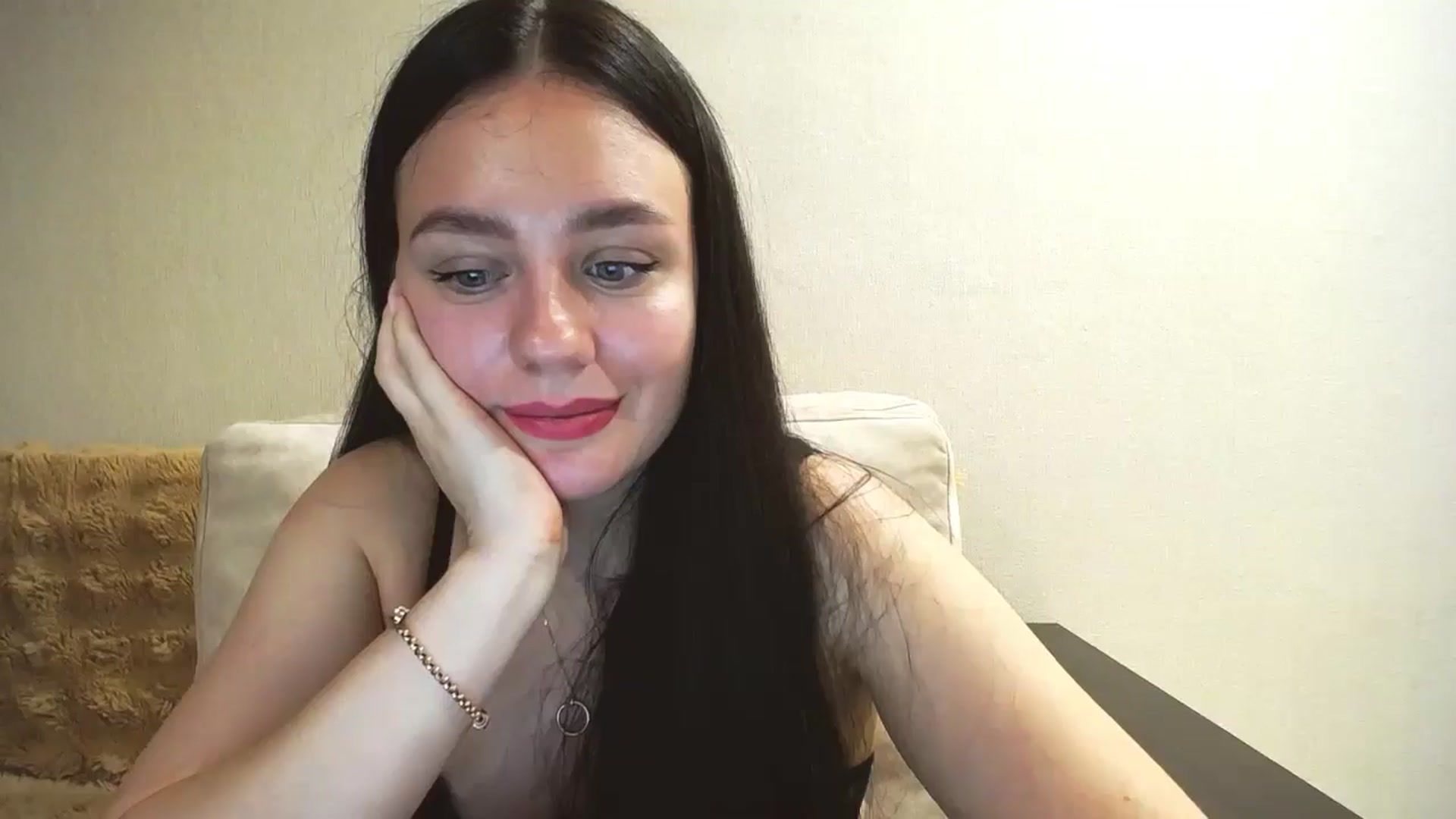 Gallery image thumbnail from Lillit__Wood_'s myfreecams stream on, 09/28/2025, 17:50 image 16 of 20