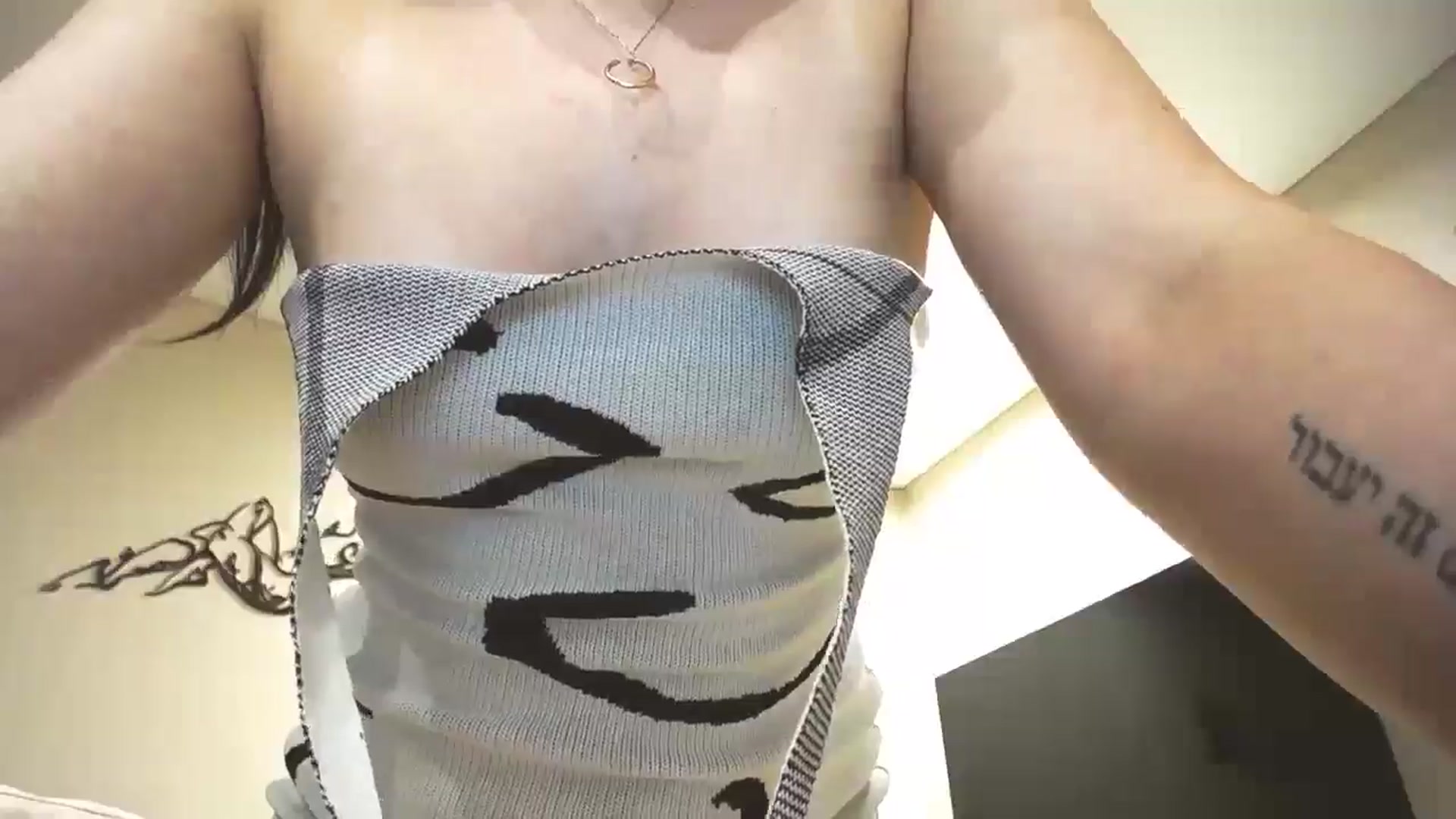 Gallery image thumbnail from Lillit__Wood_'s myfreecams stream on, 10/12/2025, 16:10 image 10 of 20
