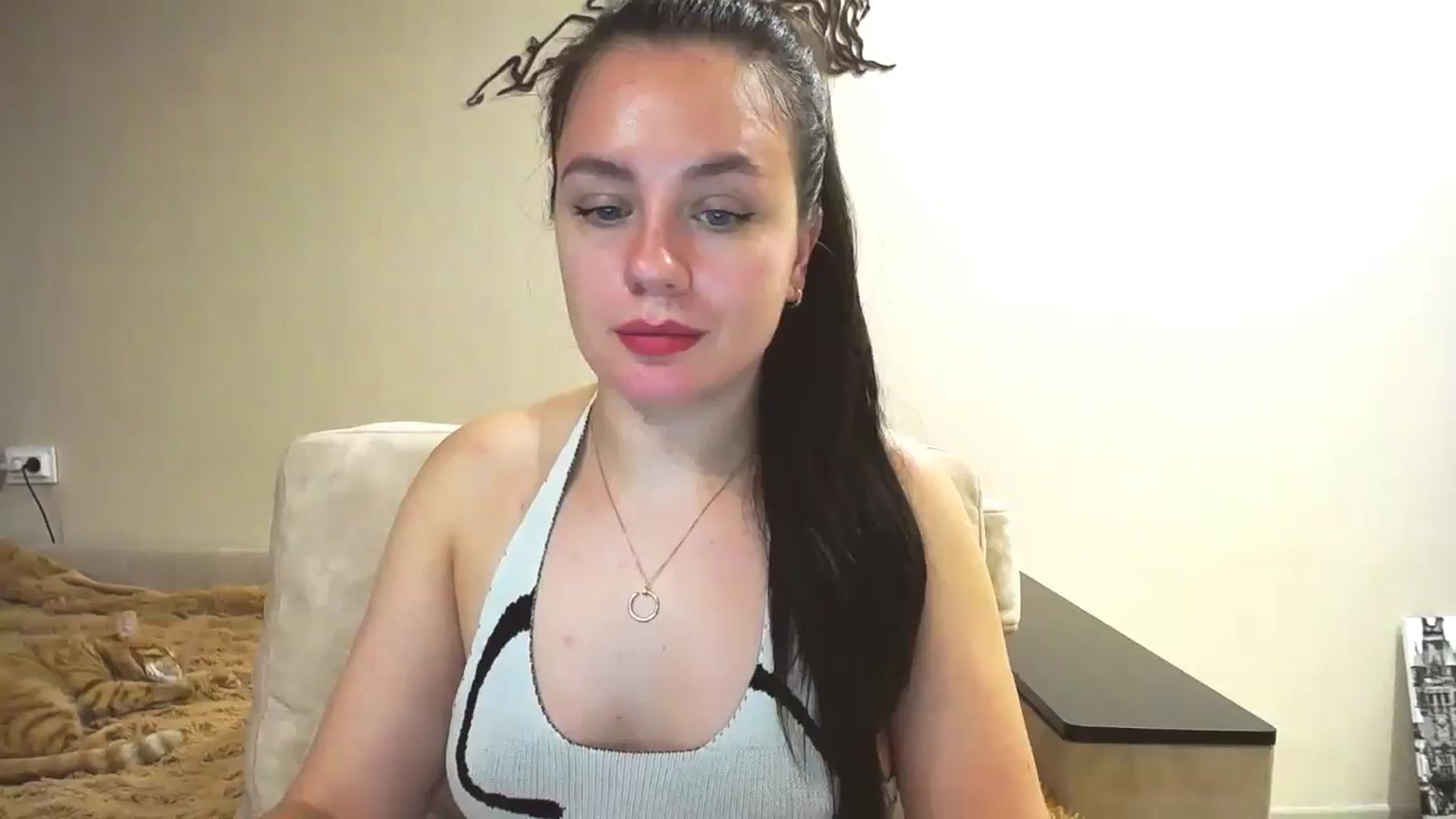 Gallery image thumbnail from Lillit__Wood_'s myfreecams stream on, 10/19/2025, 18:22 image 8 of 20