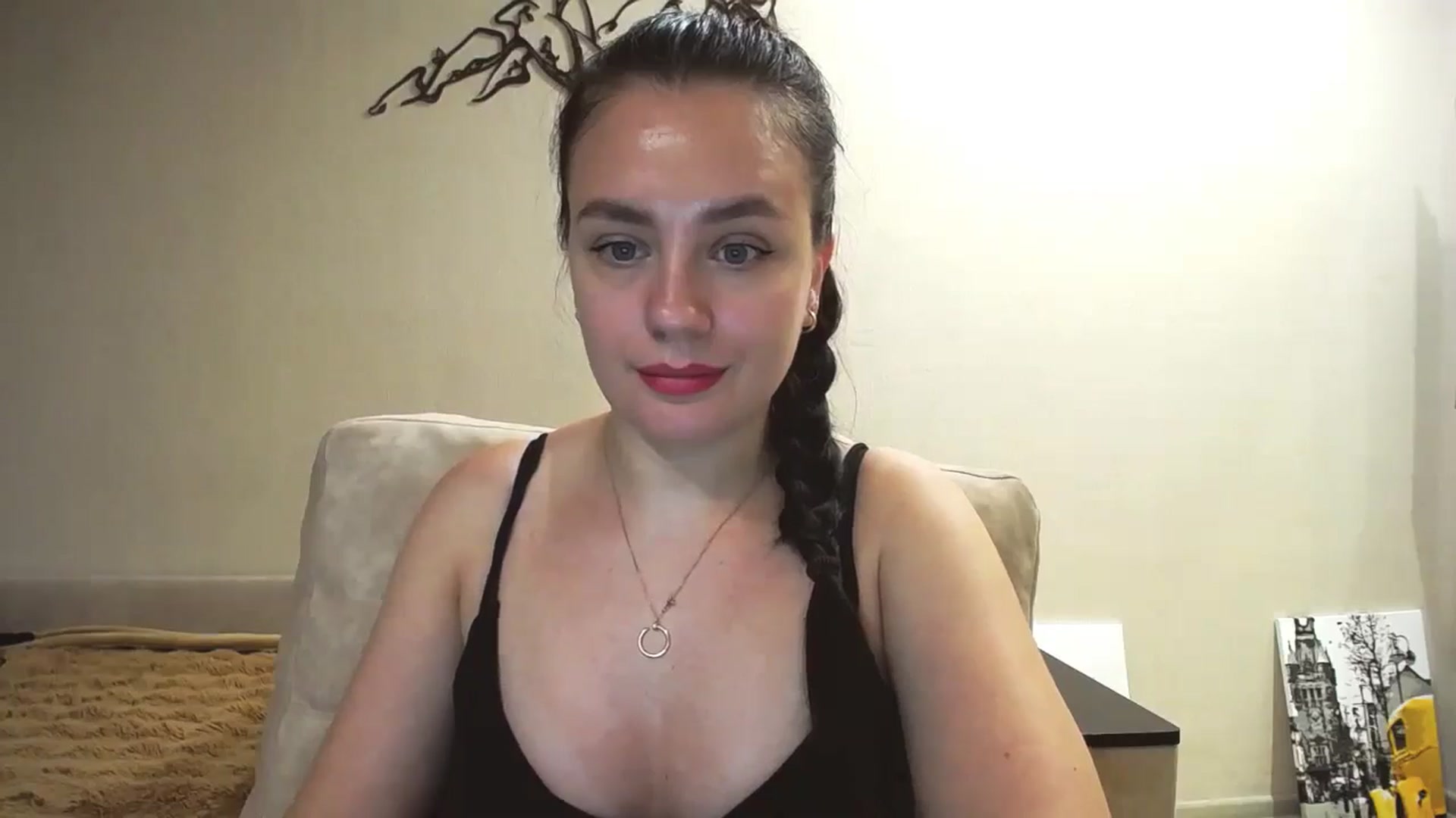 Gallery image thumbnail from Lillit__Wood_'s myfreecams stream on, 10/25/2025, 18:45 image 19 of 20