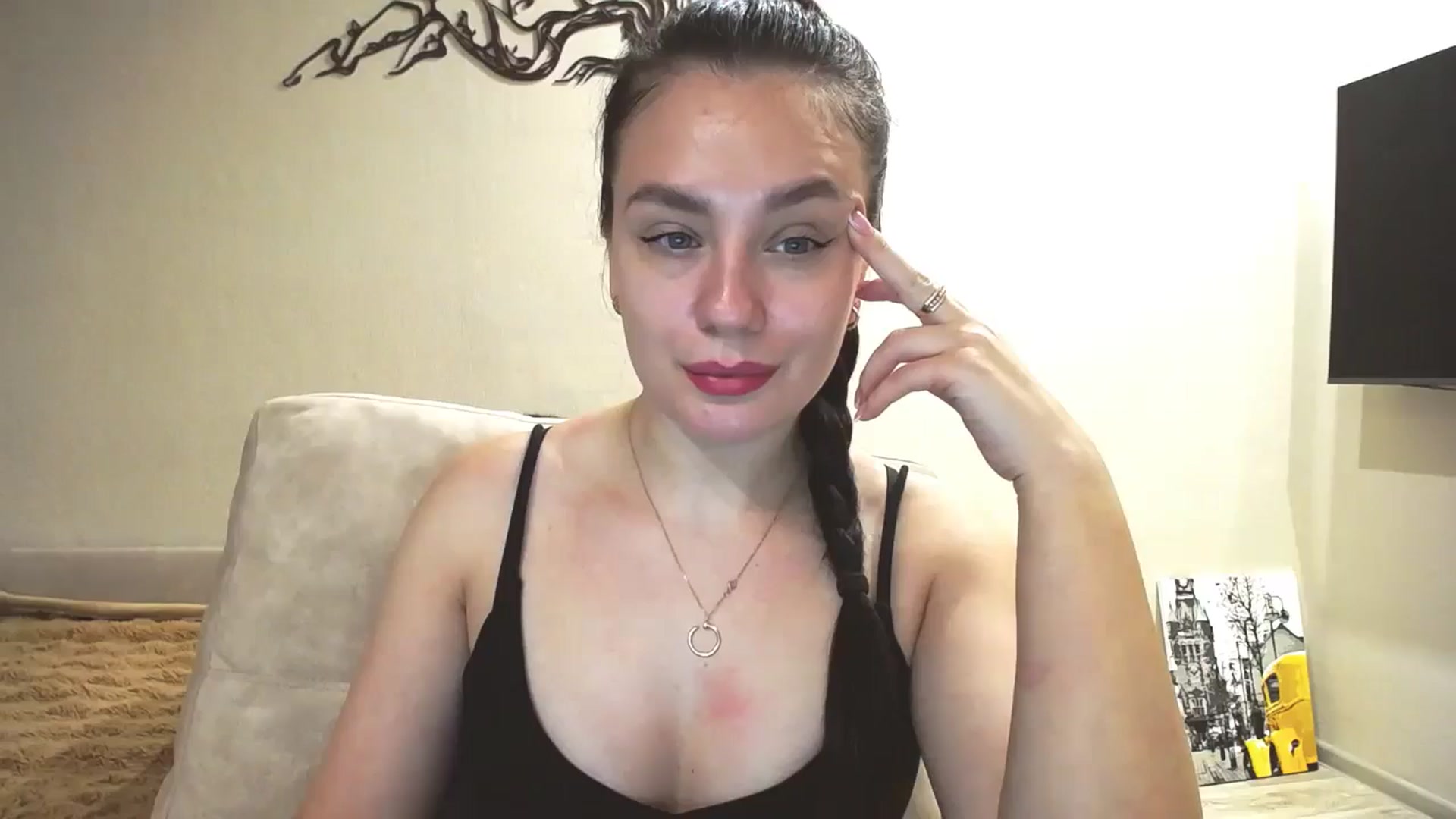 Gallery image thumbnail from Lillit__Wood_'s myfreecams stream on, 10/25/2025, 18:45 image 1 of 20