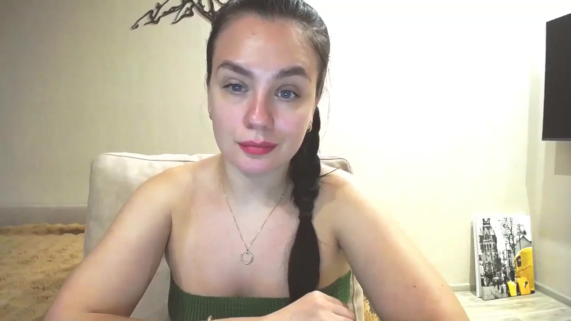 Gallery image thumbnail from Lillit__Wood_'s myfreecams stream on, 10/29/2025, 16:16 image 17 of 20