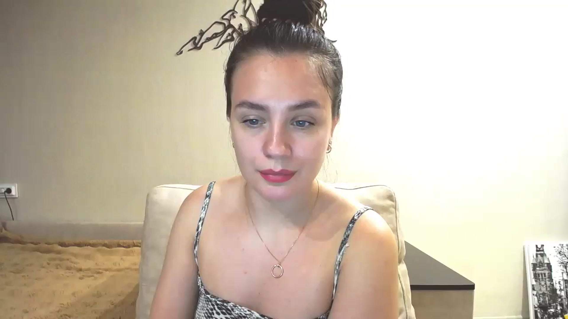 Gallery image thumbnail from Lillit__Wood_'s myfreecams stream on, 10/31/2025, 18:15 image 11 of 20