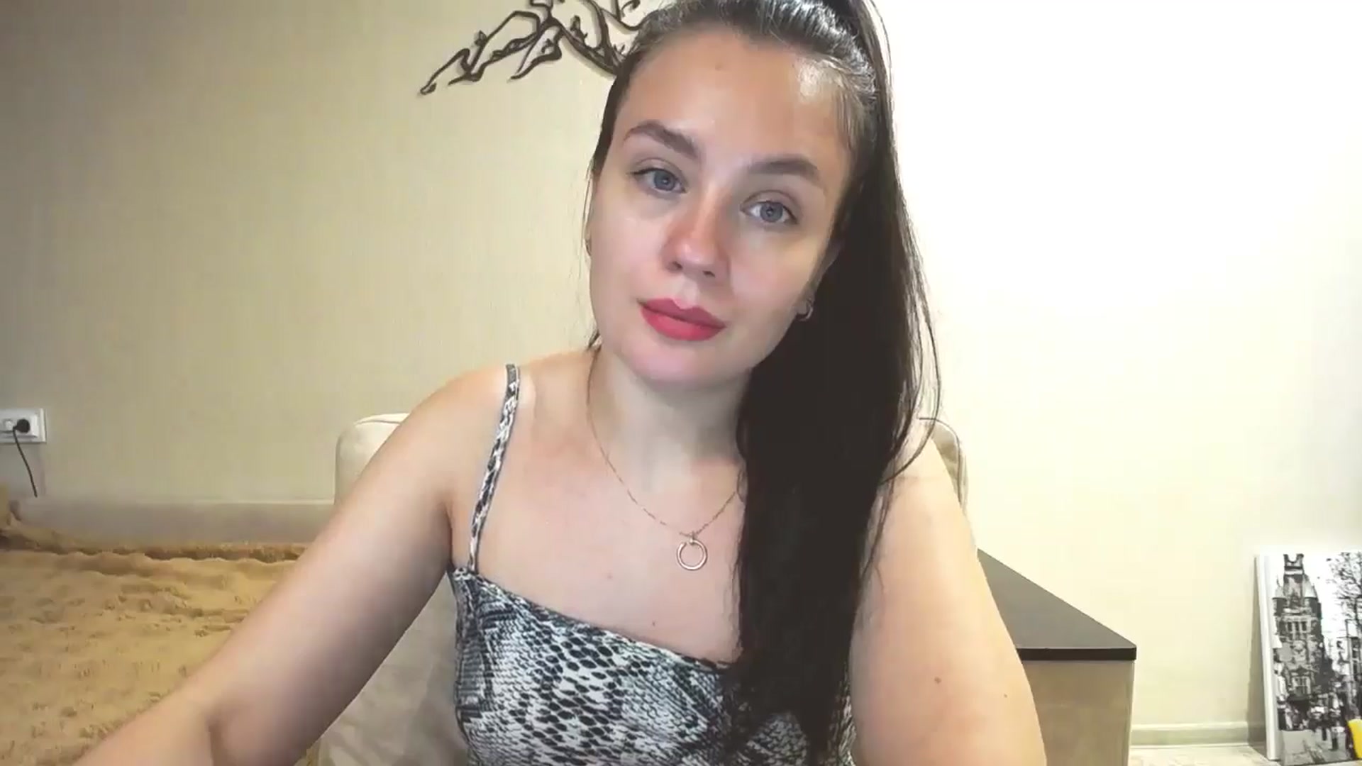 Gallery image thumbnail from Lillit__Wood_'s myfreecams stream on, 10/31/2025, 18:15 image 7 of 20