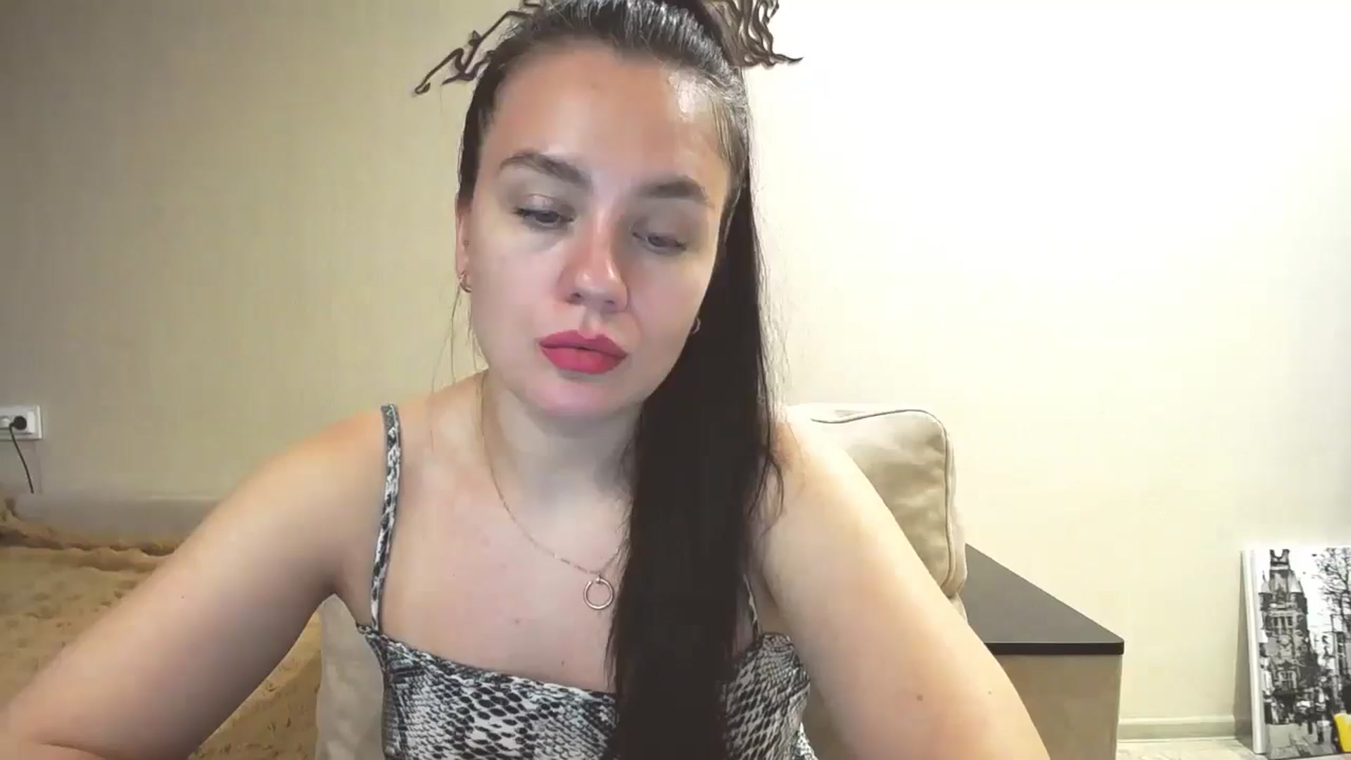 Gallery image thumbnail from Lillit__Wood_'s myfreecams stream on, 10/31/2025, 18:15 image 8 of 20