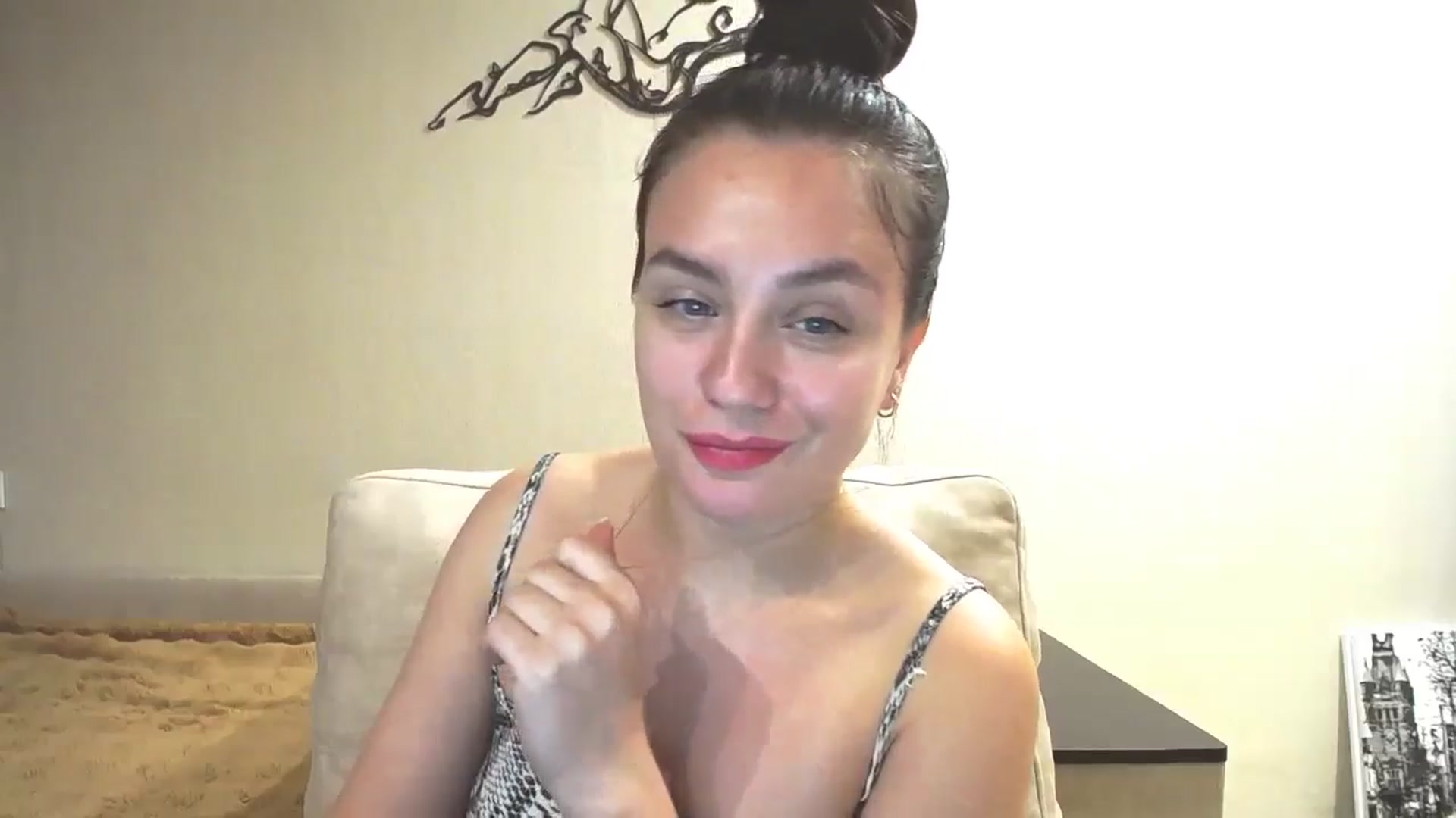 Gallery image thumbnail from Lillit__Wood_'s myfreecams stream on, 10/31/2025, 18:15 image 15 of 20