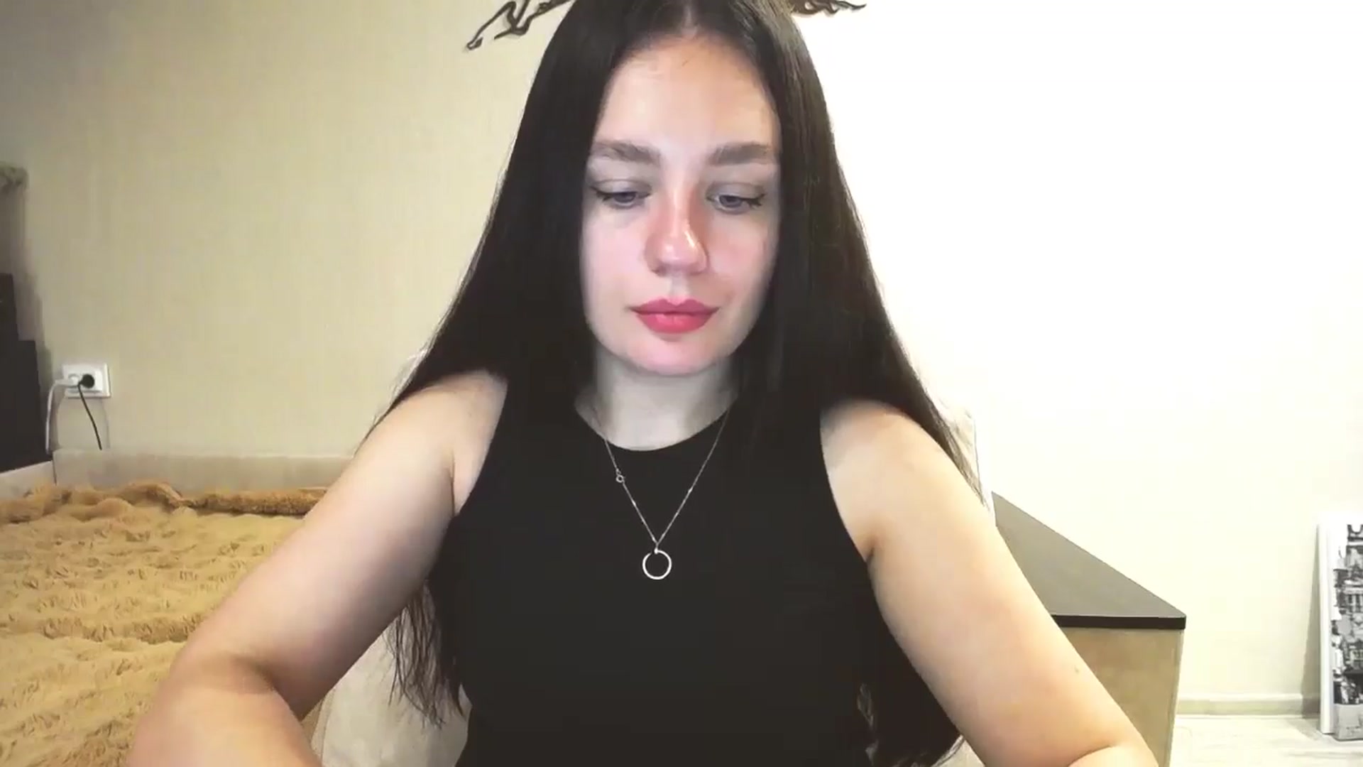 Gallery image thumbnail from Lillit__Wood_'s myfreecams stream on, 11/01/2025, 17:25 image 13 of 20