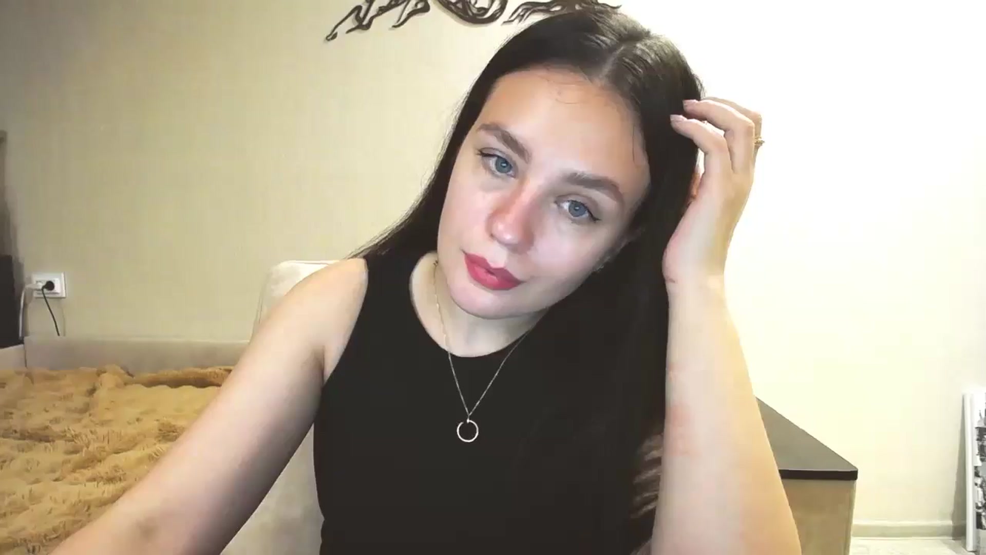 Gallery image thumbnail from Lillit__Wood_'s myfreecams stream on, 11/01/2025, 18:35 image 16 of 20