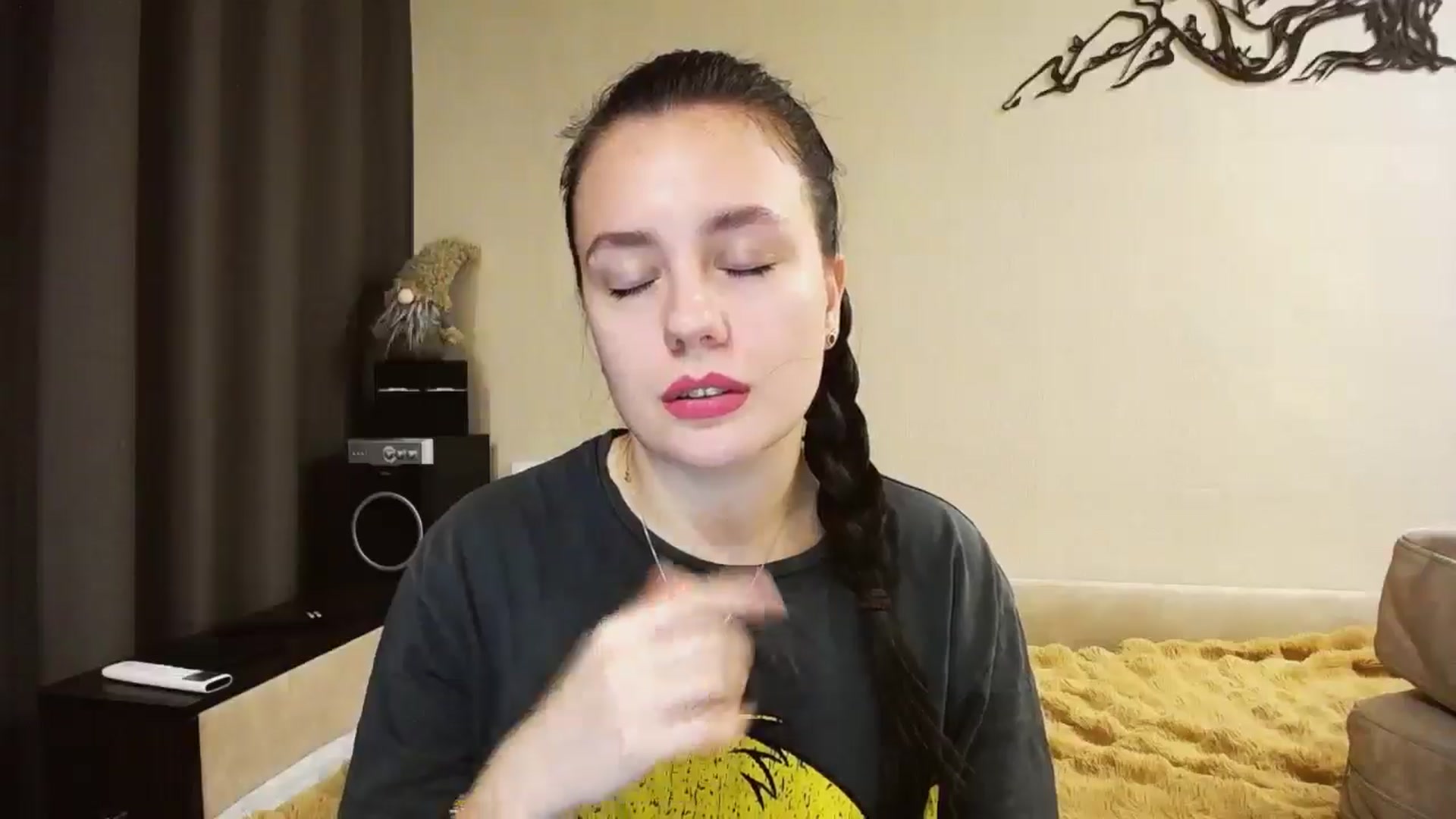 Gallery image thumbnail from Lillit__Wood_'s myfreecams stream on, 11/02/2025, 18:11 image 7 of 20