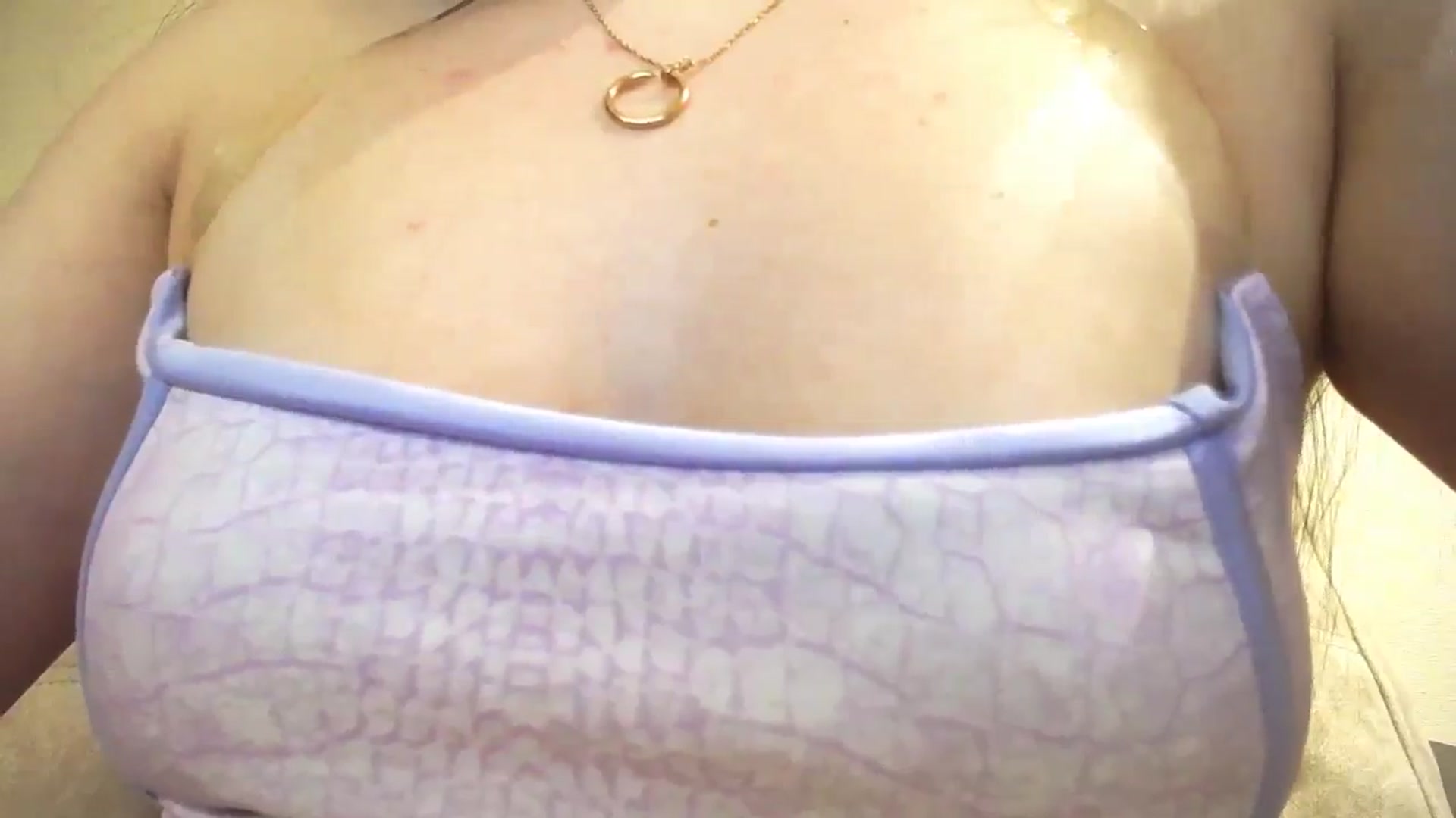 Gallery image thumbnail from Lillit__Wood_'s myfreecams stream on, 11/21/2025, 17:00 image 12 of 20