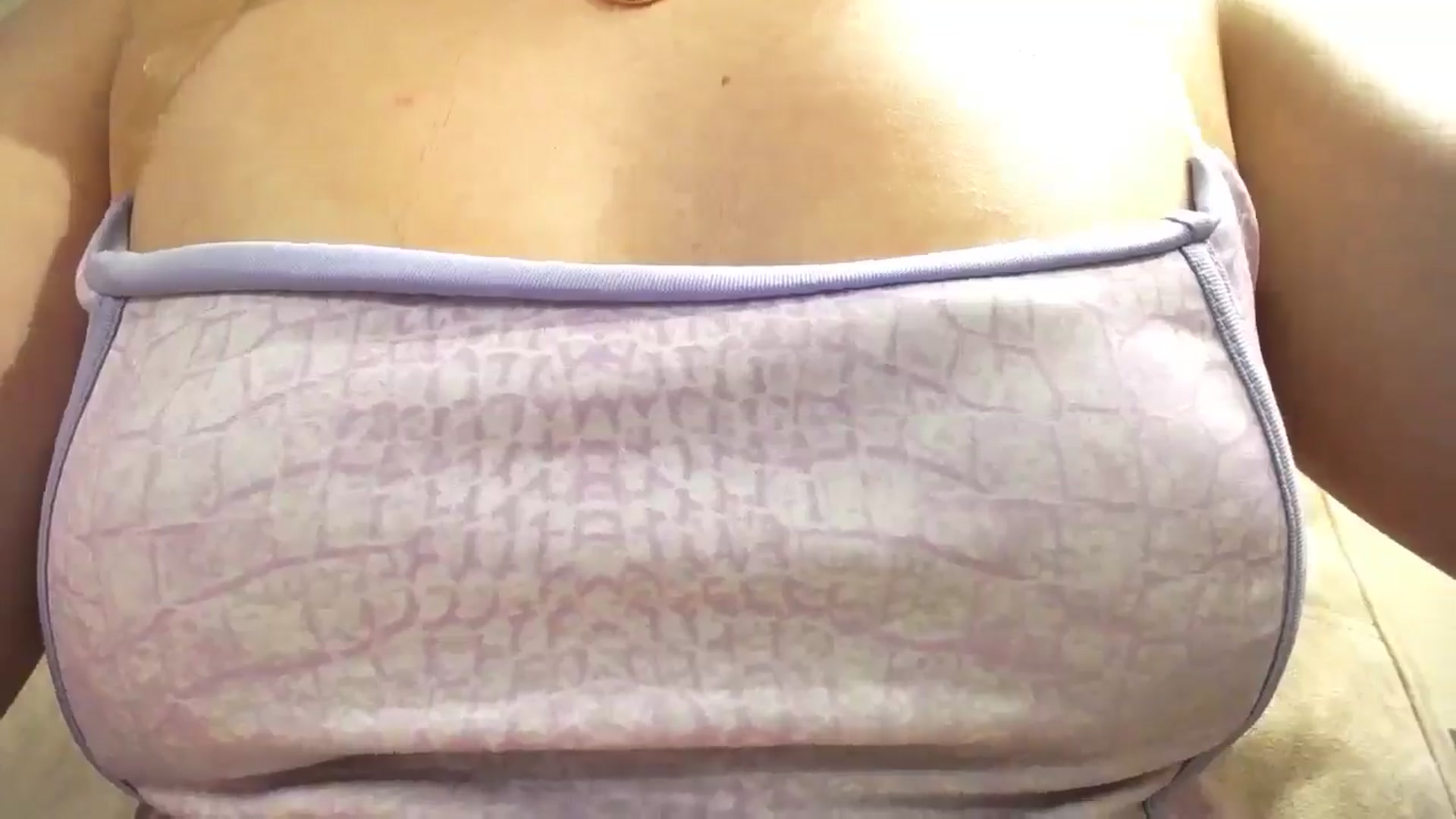 Gallery image thumbnail from Lillit__Wood_'s myfreecams stream on, 11/21/2025, 17:00 image 4 of 20