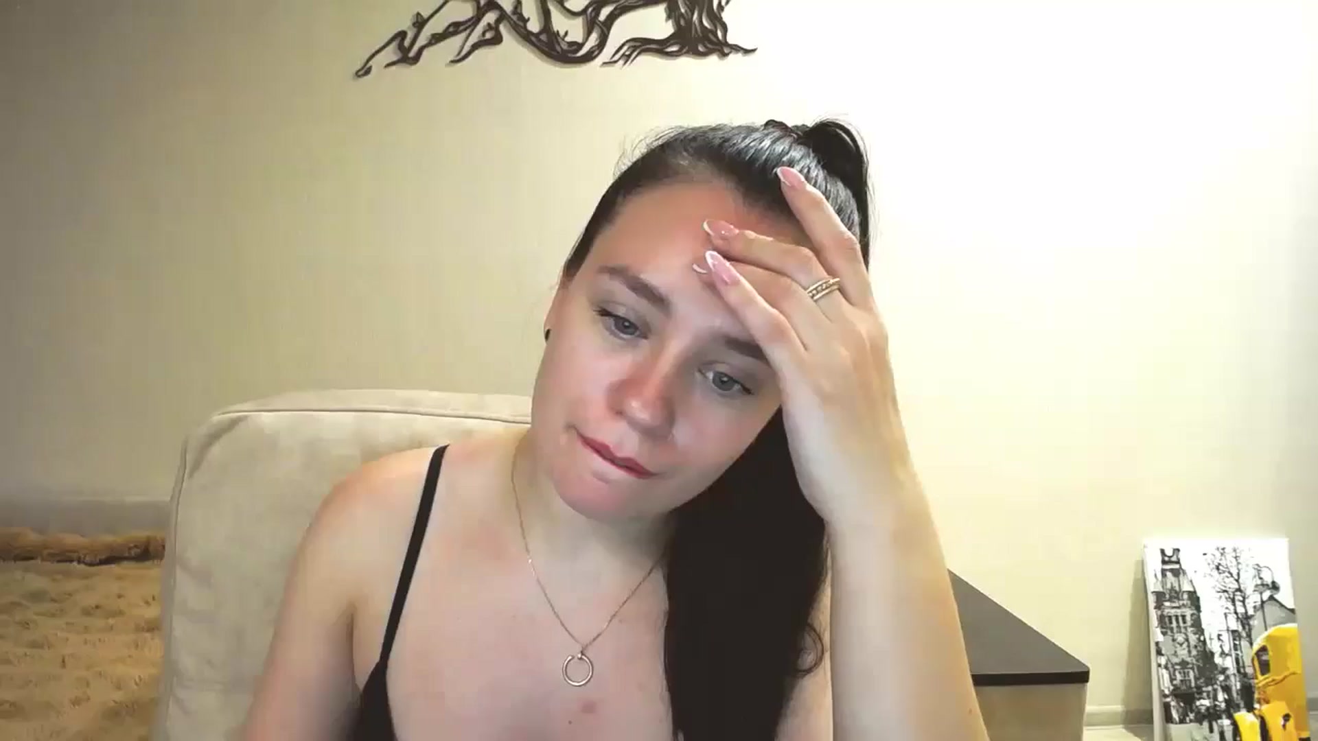 Gallery image thumbnail from Lillit__Wood_'s myfreecams stream on, 11/28/2025, 17:19 image 18 of 20