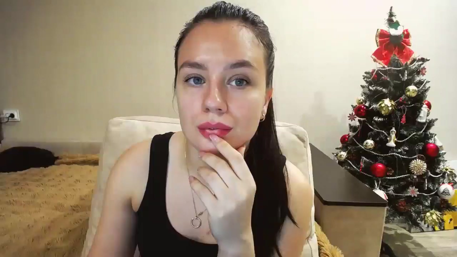 Gallery image thumbnail from Lillit__Wood_'s myfreecams stream on, 12/07/2025, 20:33 image 1 of 20