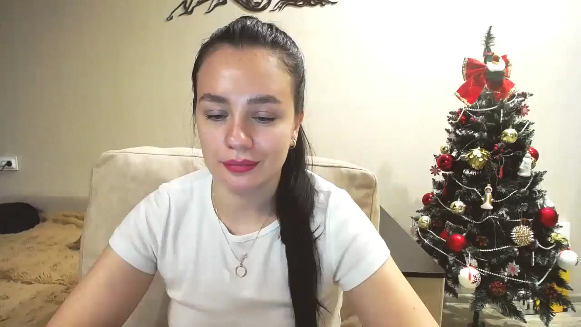 Gallery image thumbnail from Lillit__Wood_'s myfreecams stream on, 12/16/2025, 17:39 image 10 of 20