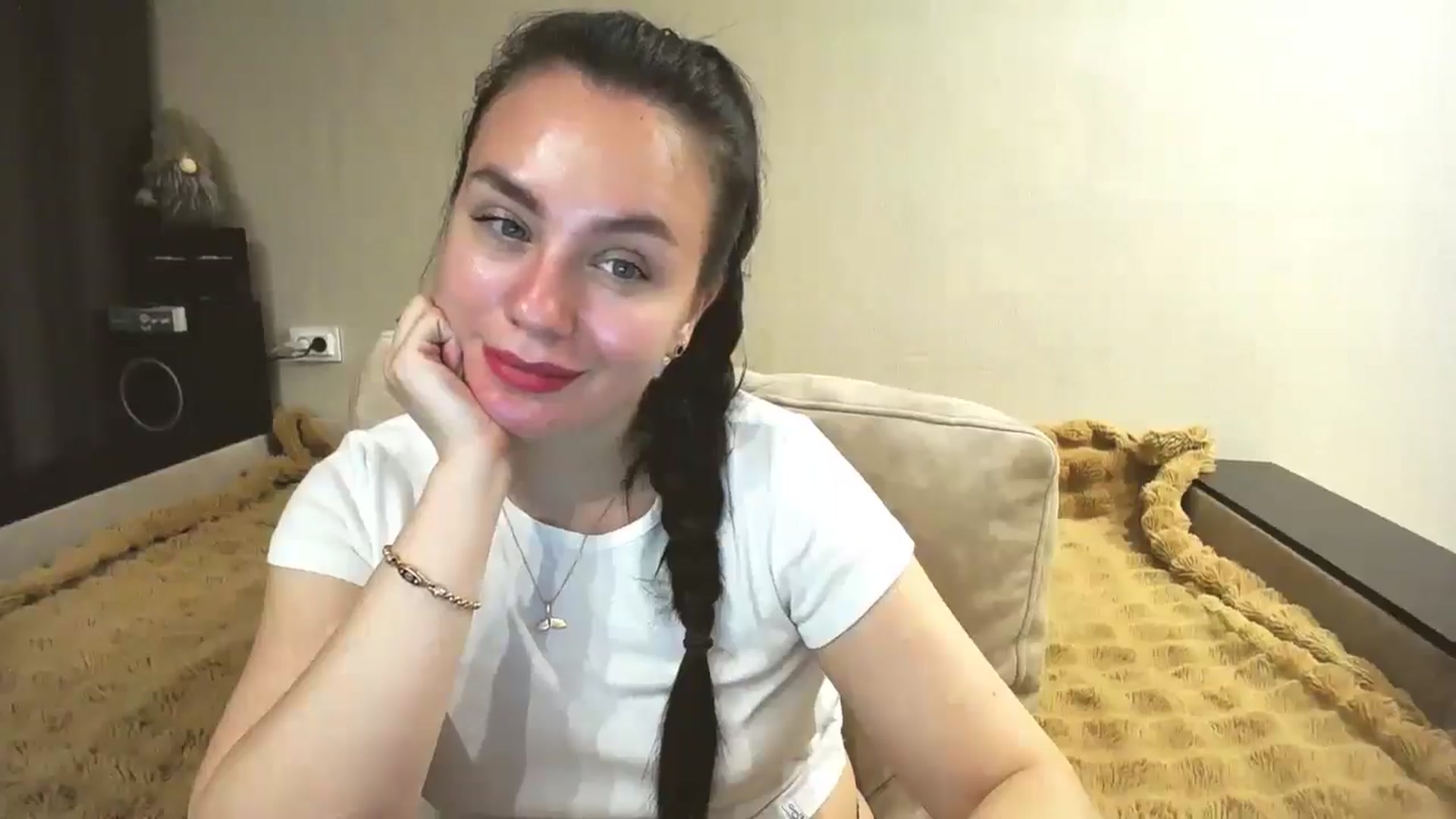 Gallery image thumbnail from Lillit__Wood_'s myfreecams stream on, 02/16/2026, 18:57 image 13 of 20