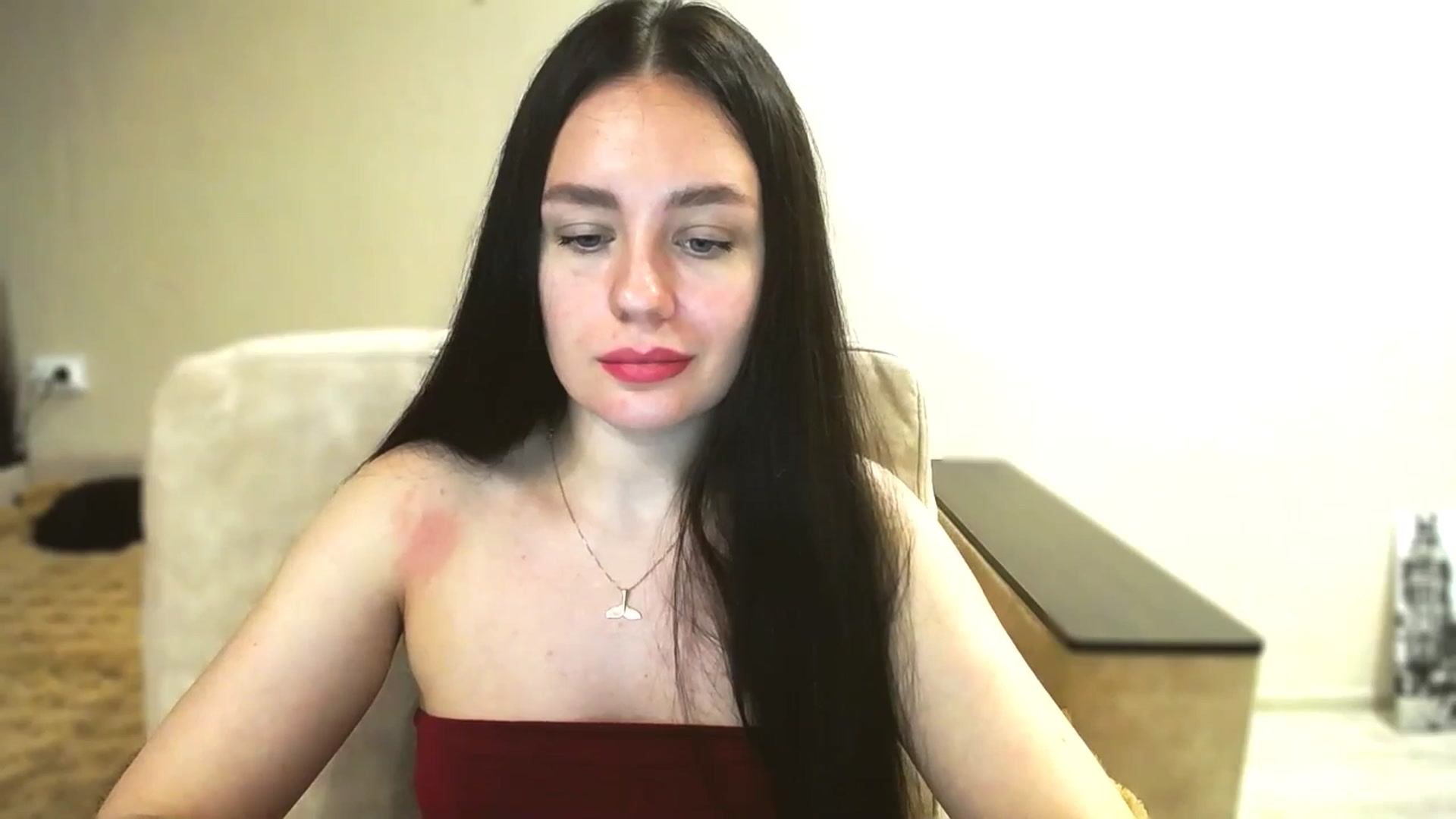 Gallery image thumbnail from Lillit__Wood_'s myfreecams stream on, 04/08/2026, 17:33 image 4 of 20