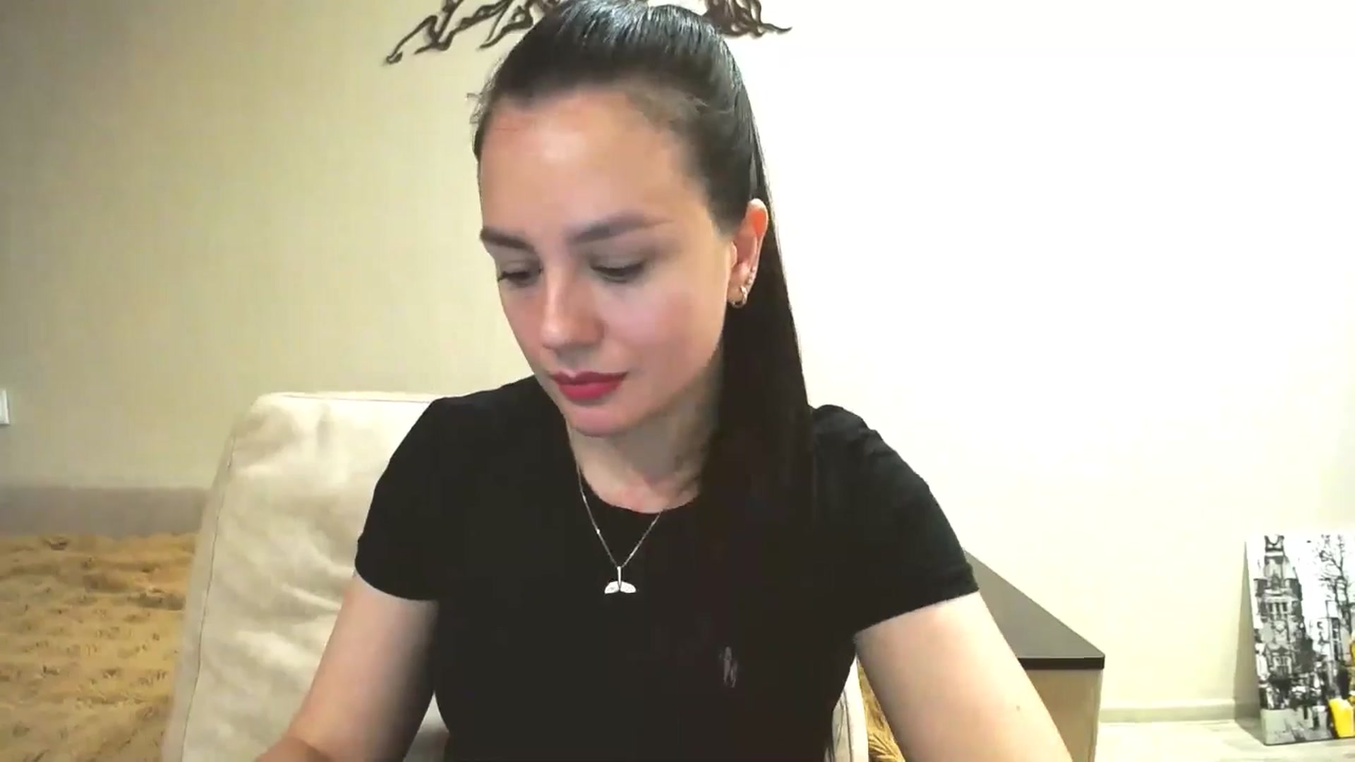 Gallery image thumbnail from Lillit__Wood_'s myfreecams stream on, 04/26/2026, 19:01 image 18 of 20