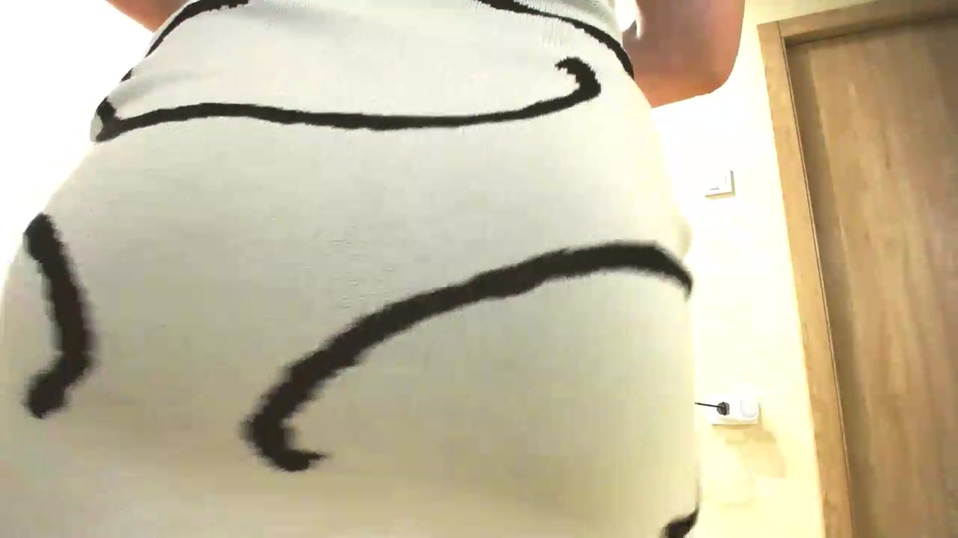 Gallery image thumbnail from Lillit__Wood_'s myfreecams stream on, 05/15/2026, 14:33 image 16 of 20