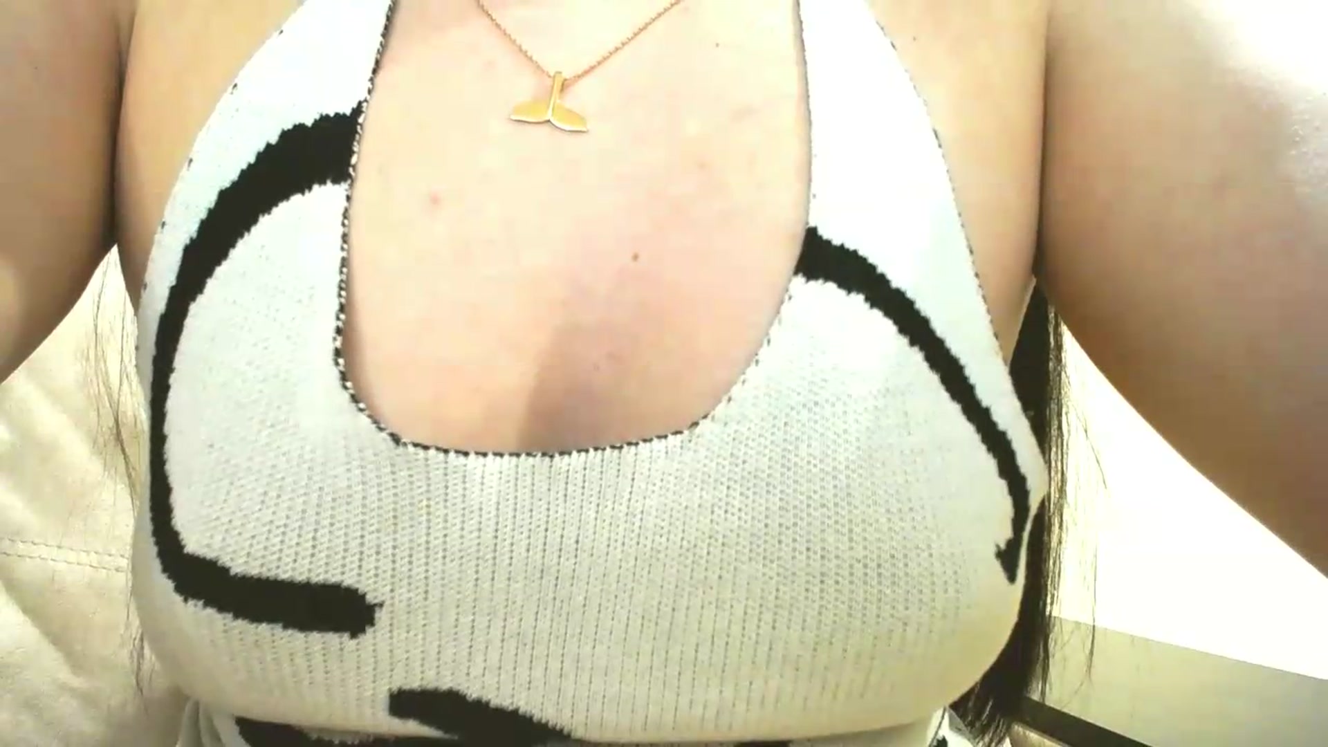 Gallery image thumbnail from Lillit__Wood_'s myfreecams stream on, 05/15/2026, 14:52 image 17 of 20