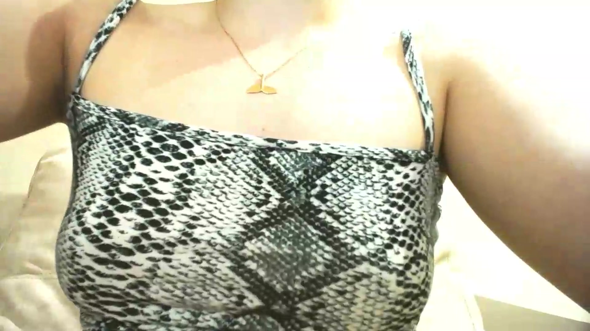 Gallery image thumbnail from Lillit__Wood_'s myfreecams stream on, 05/29/2026, 20:17 image 9 of 20